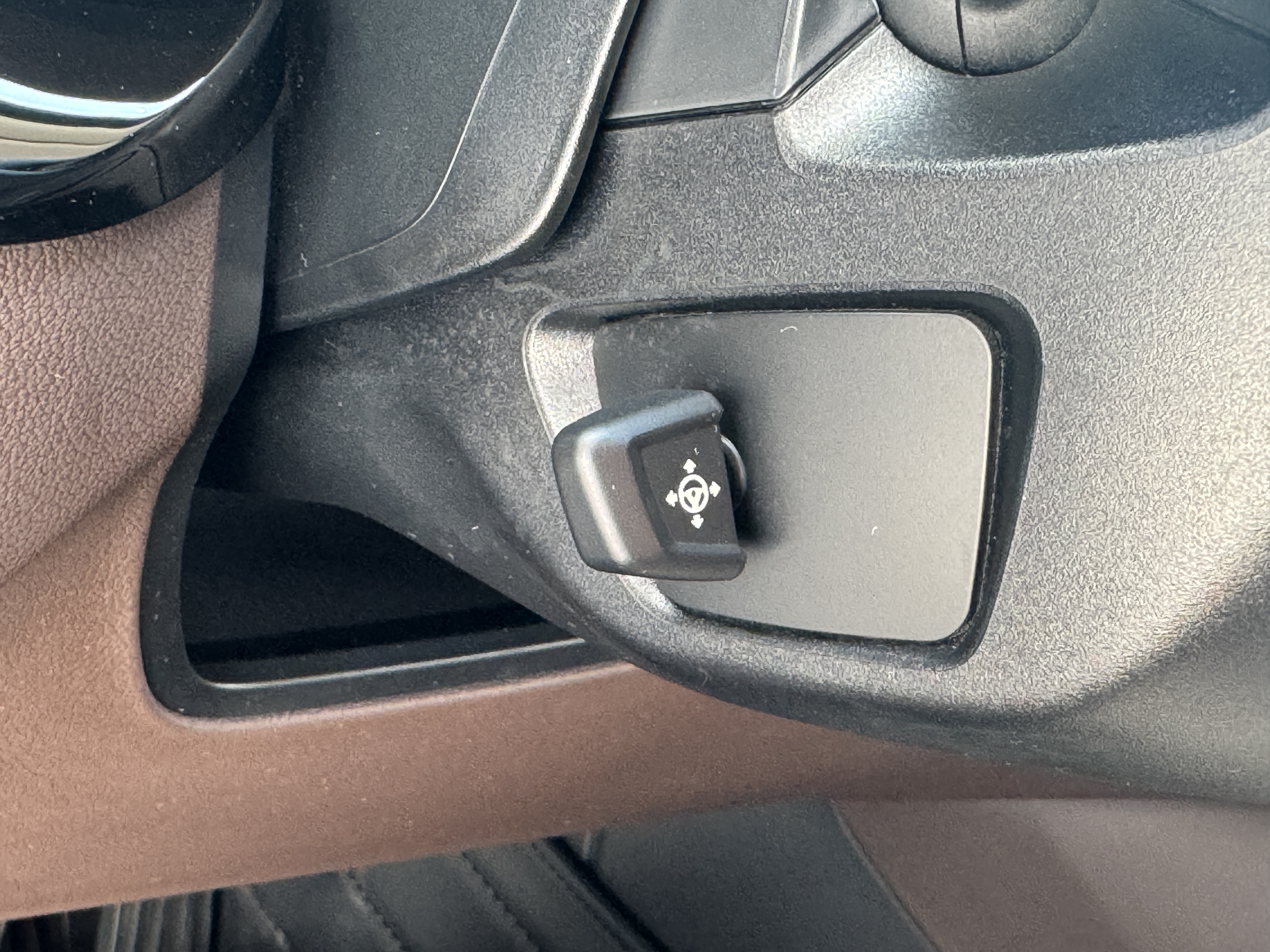 BMW 5 Series New Energy 2020 car image #19