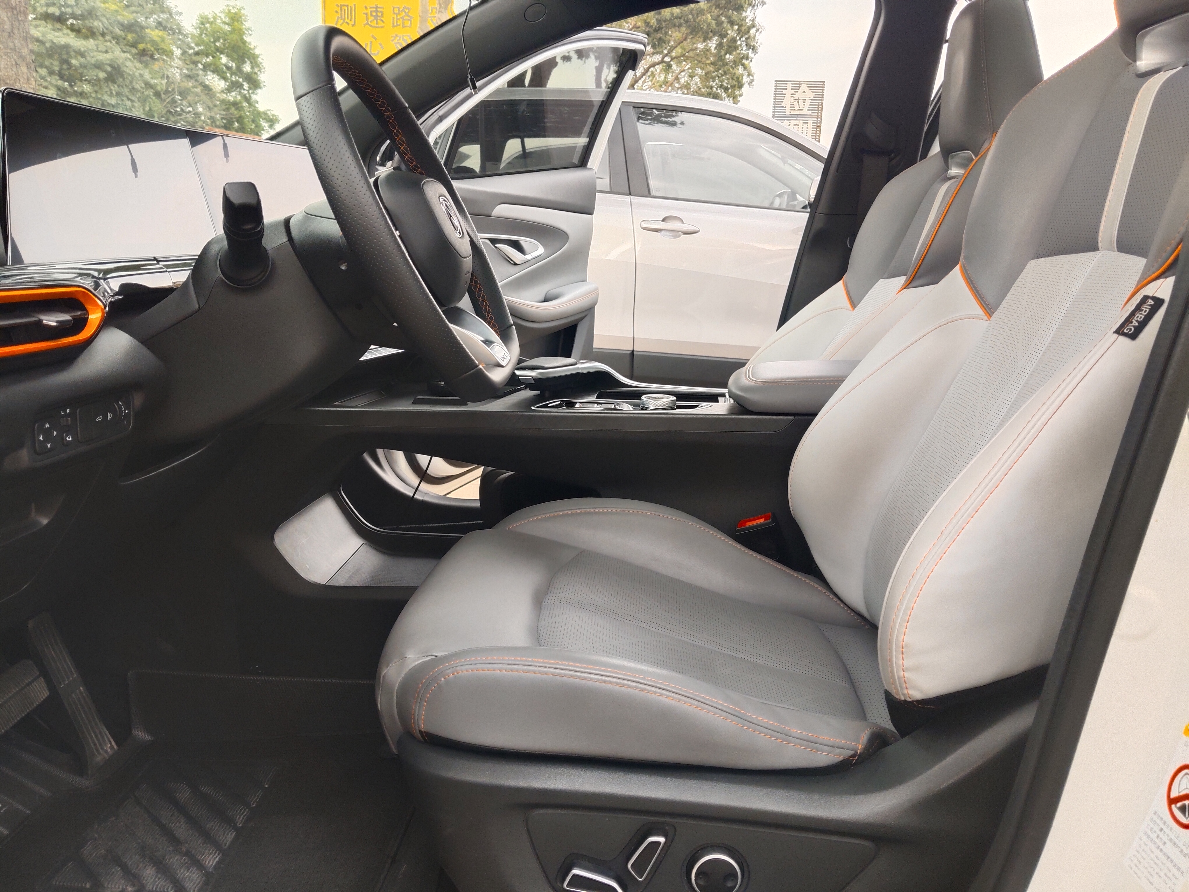 Changan UNI-T 2021 immagine di auto #19