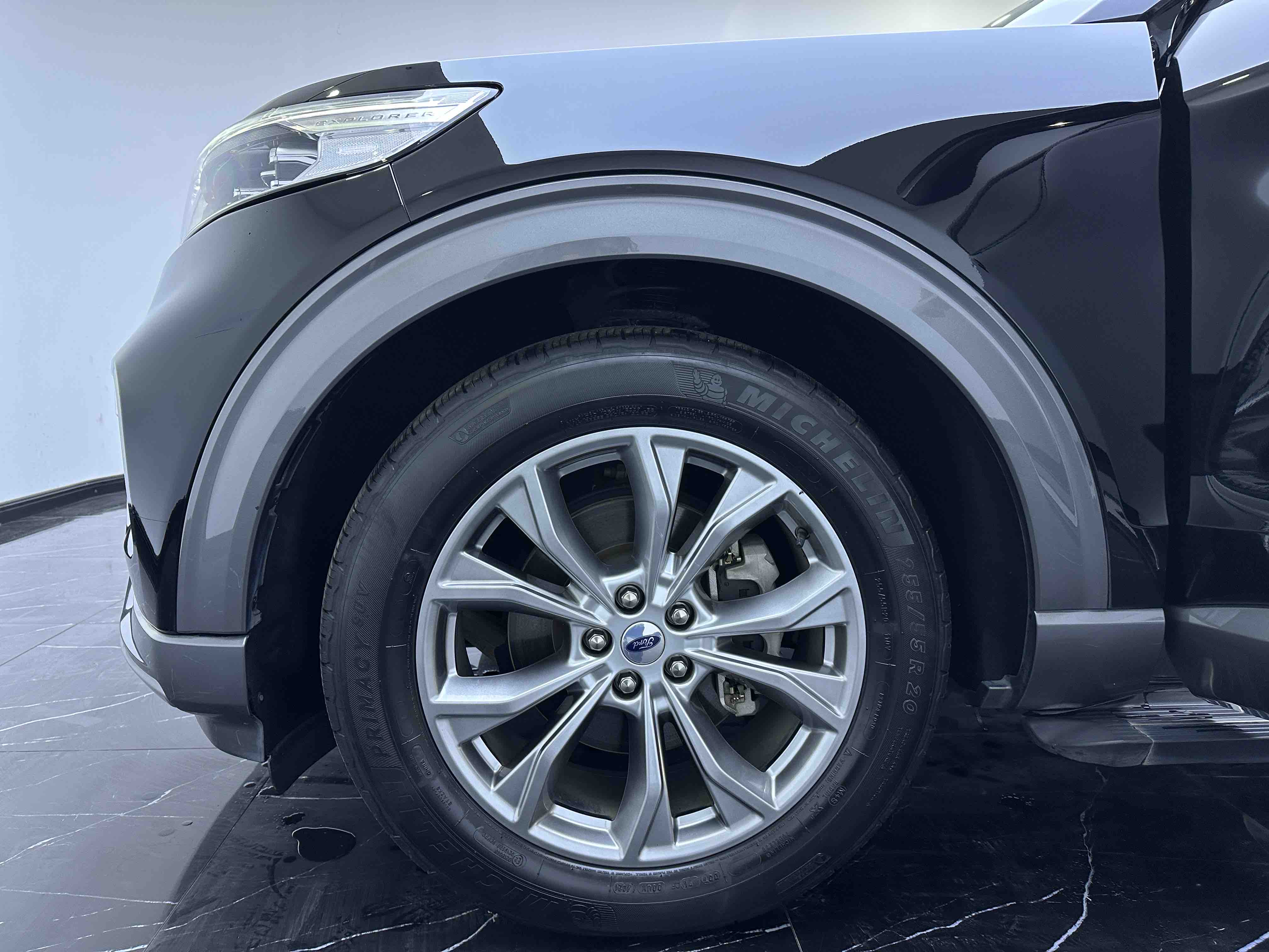 Ford Explorer 2021 #19 Ford Explorer 2021 immagine di auto #19