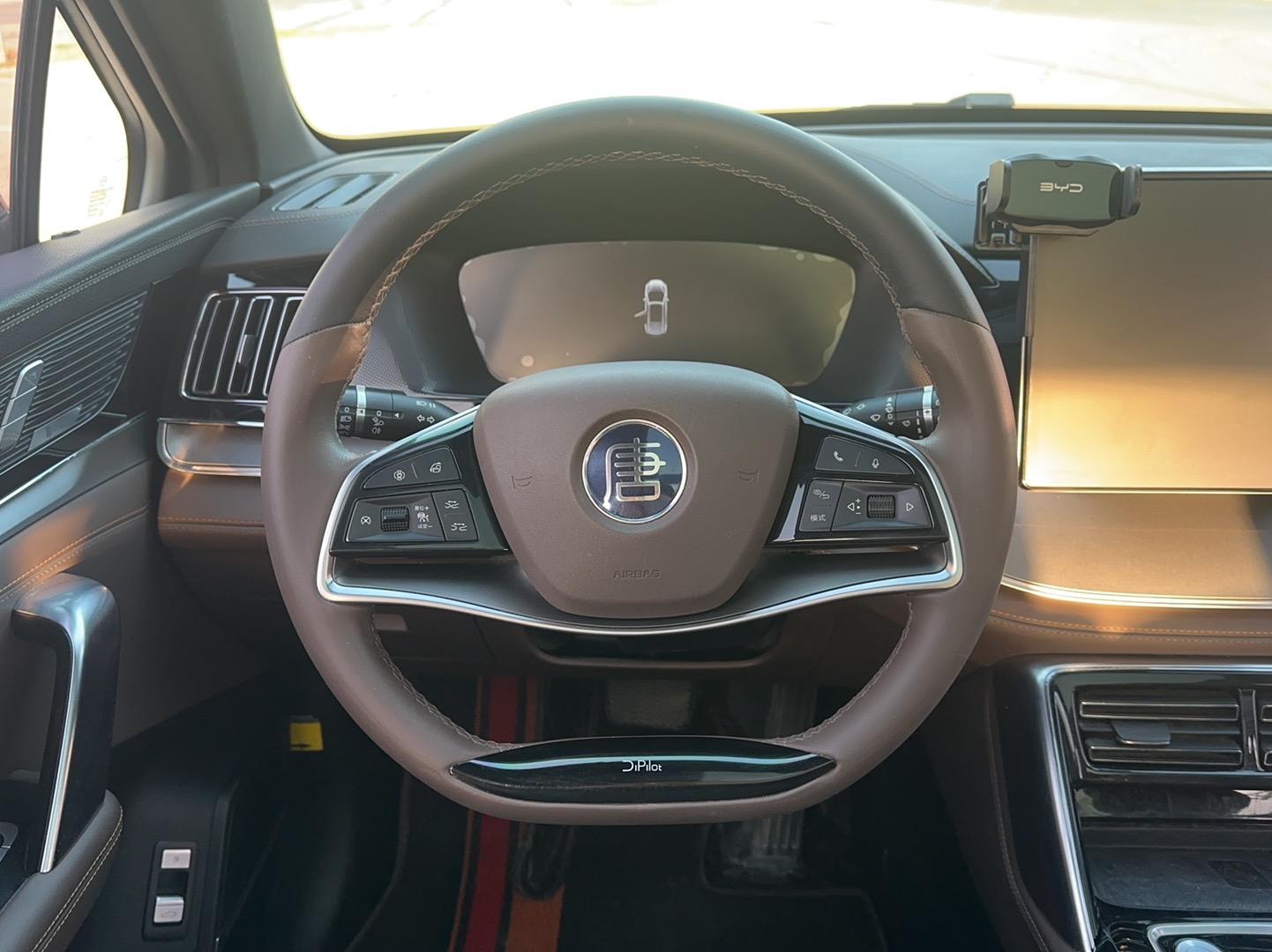 BYD Tang 2021 car image #19