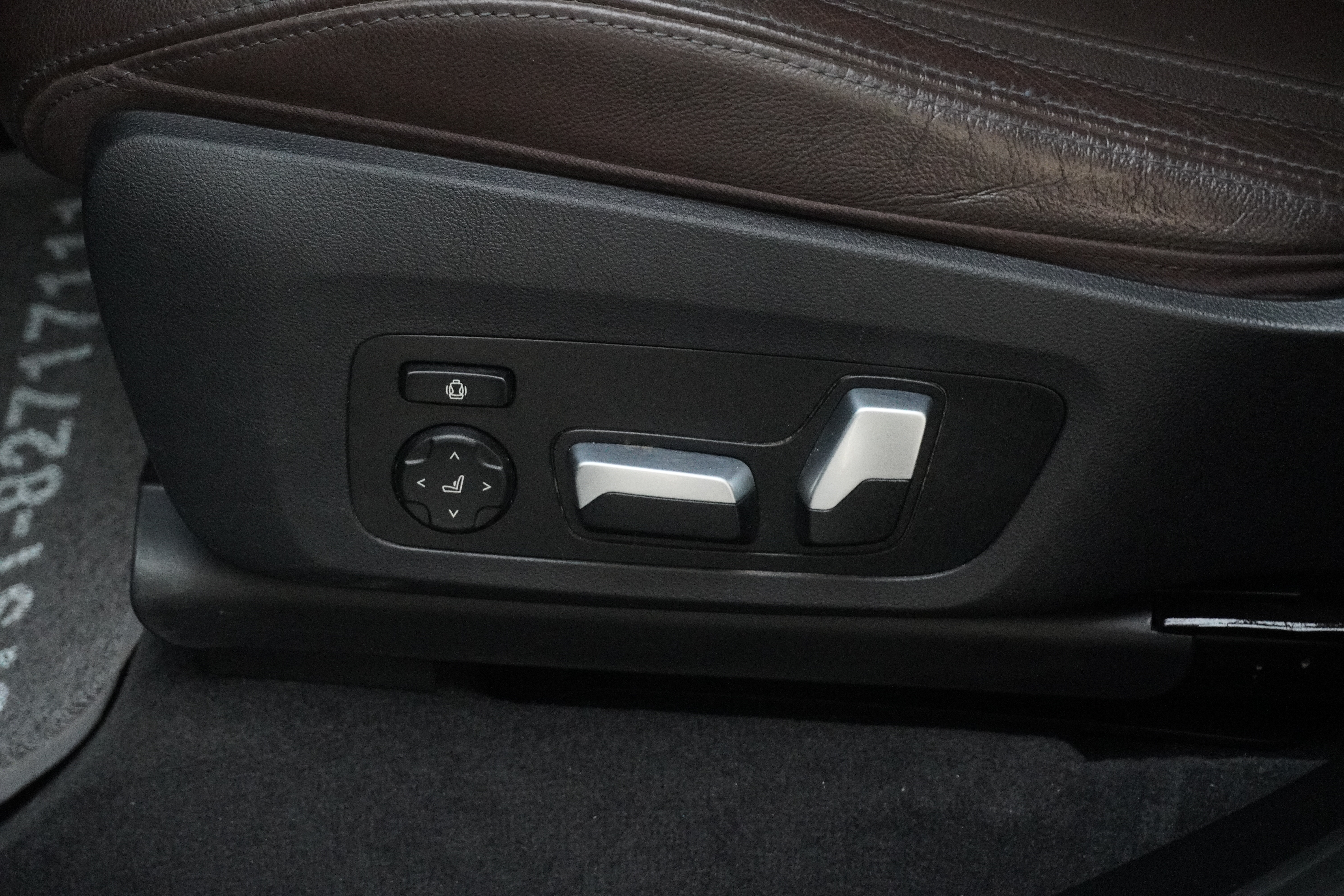 BMW X3 2021 car image #19