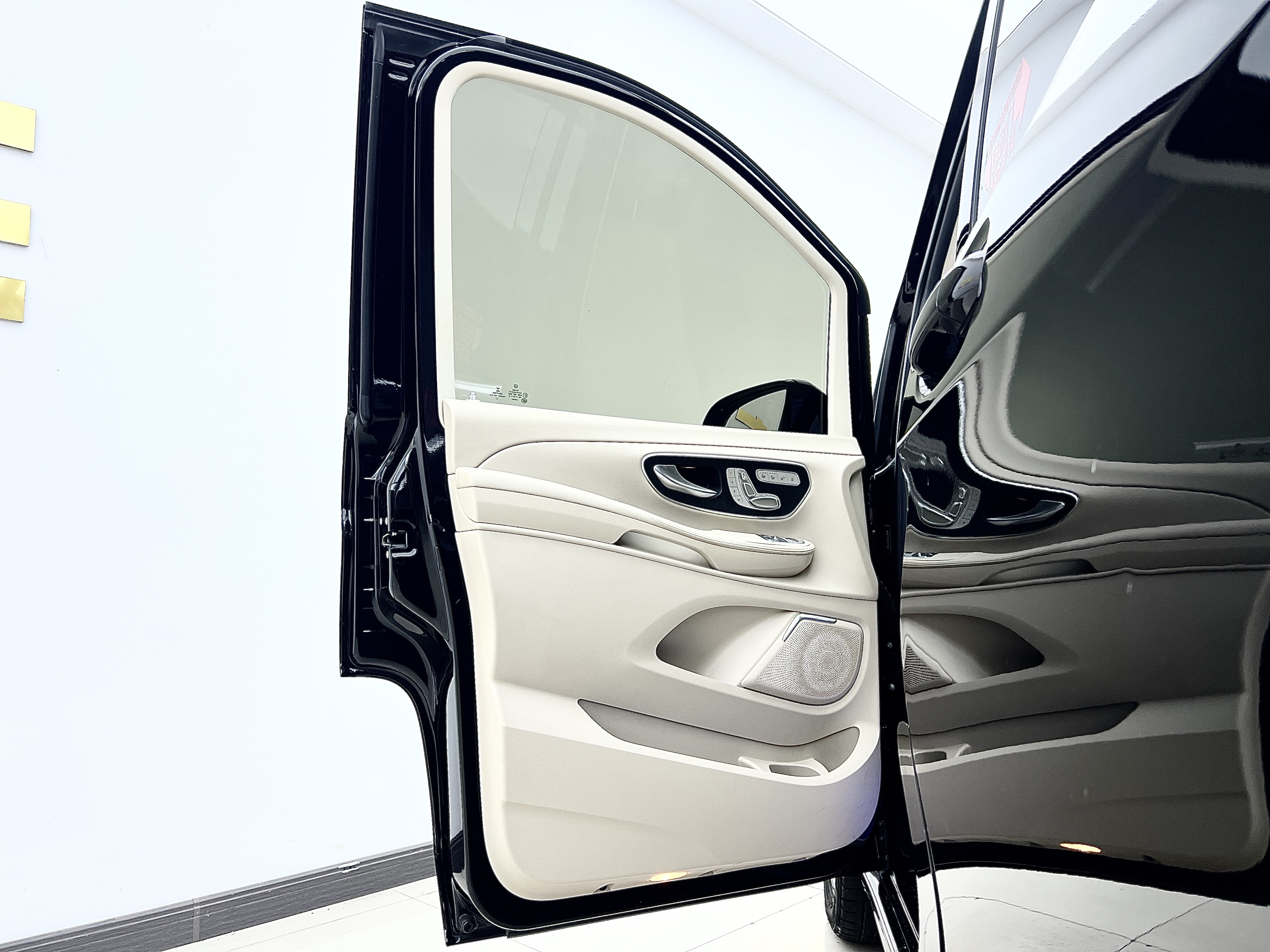 Mercedes-Benz V Class 2021 #19 Mercedes-Benz V Class 2021 immagine di auto #19