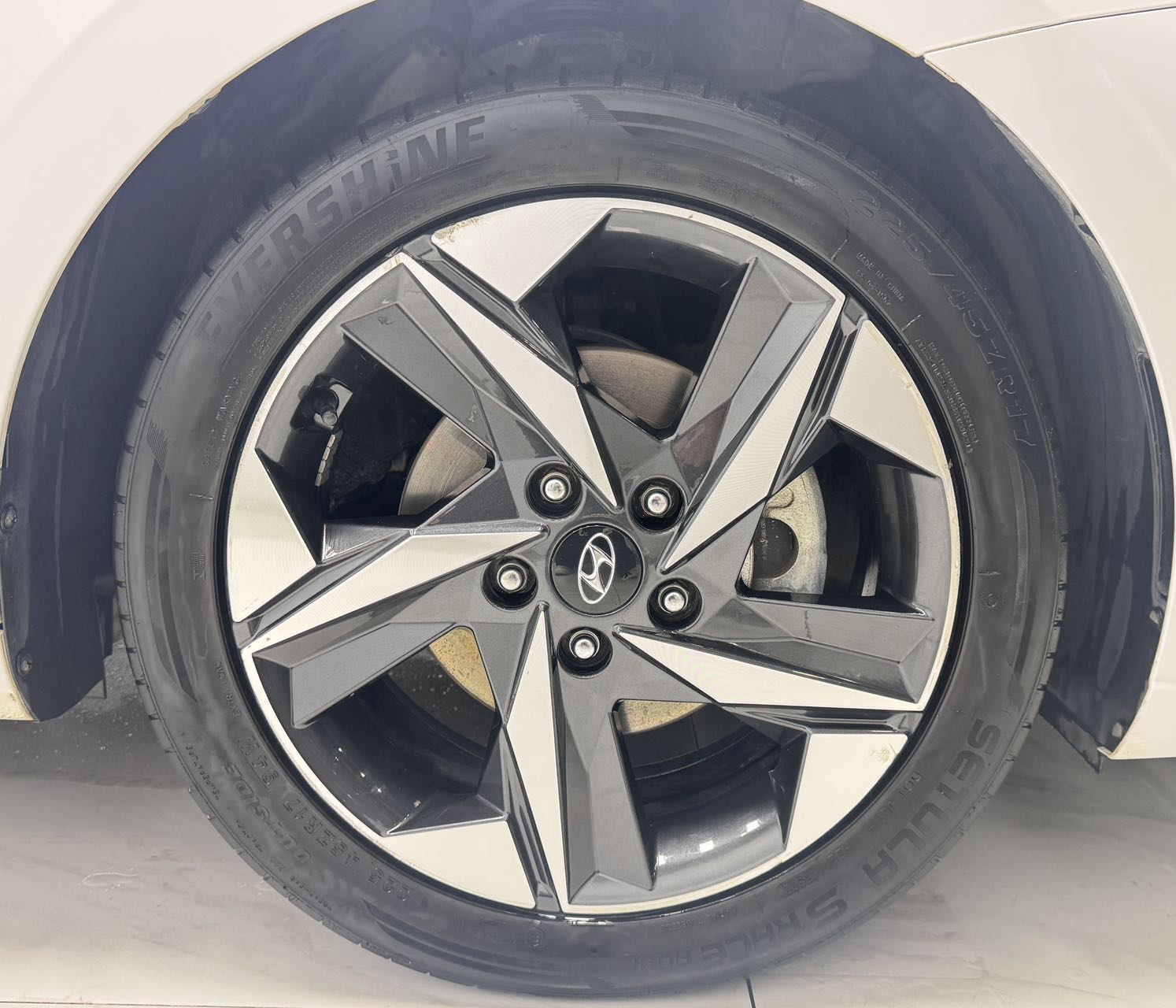 Hyundai Elantra 2021 immagine di auto #19