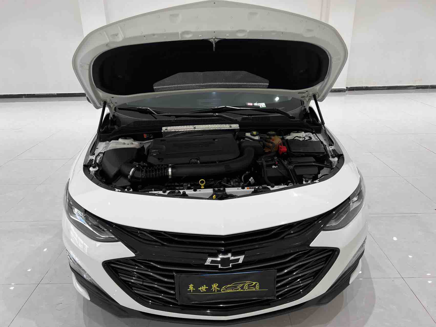 Chevrolet Malibu XL 2021 immagine di auto #19