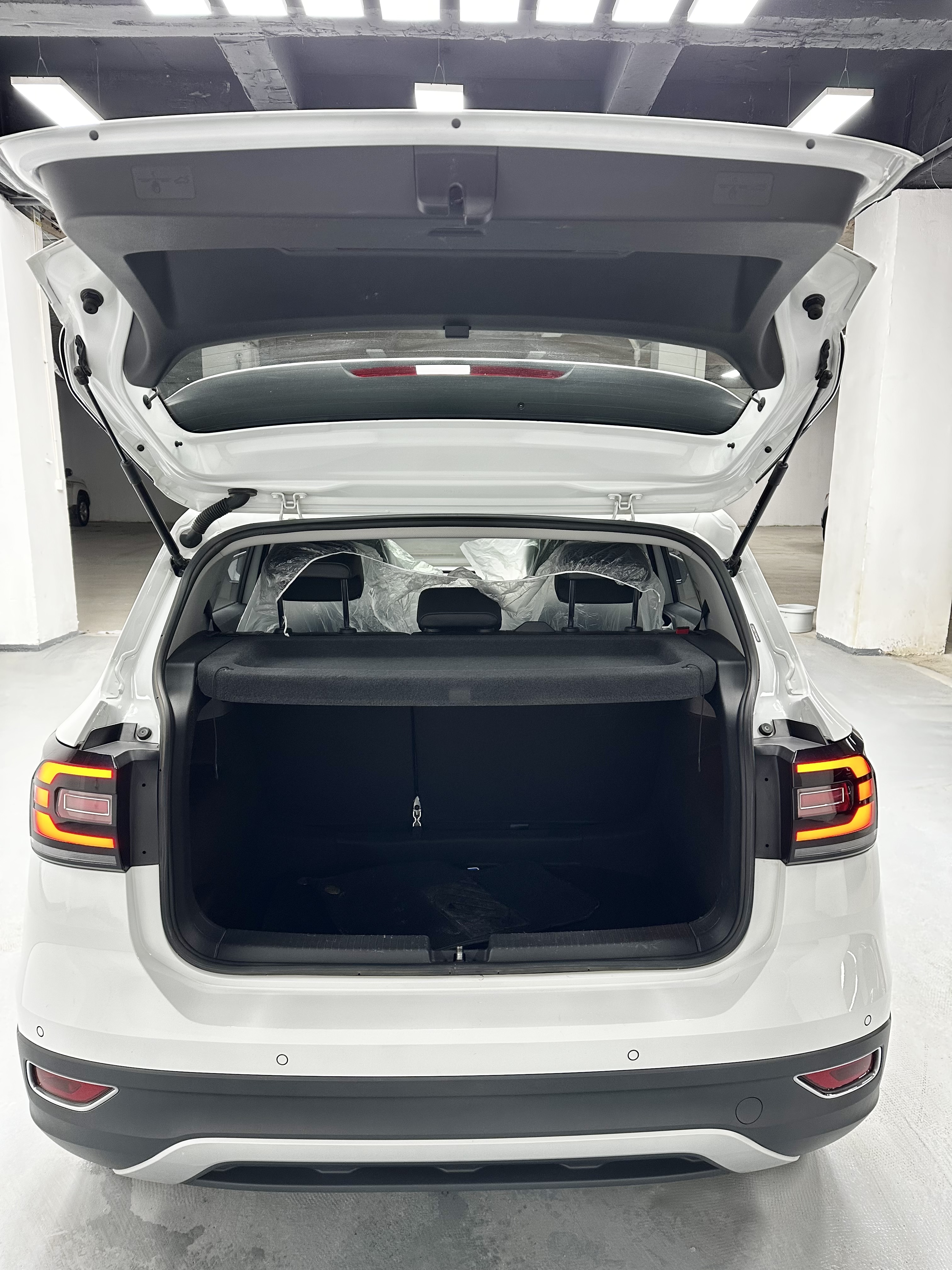 Tacqua 2021 car image #19