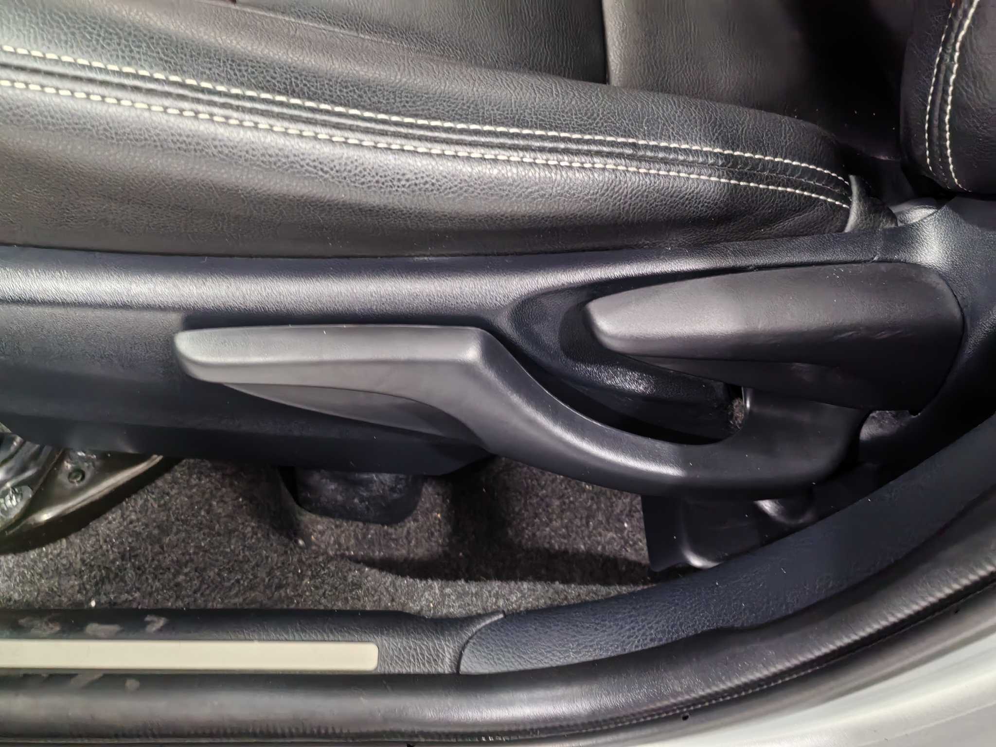 Toyota Yaris L Zhixiang 2021 صورة سيارة #19