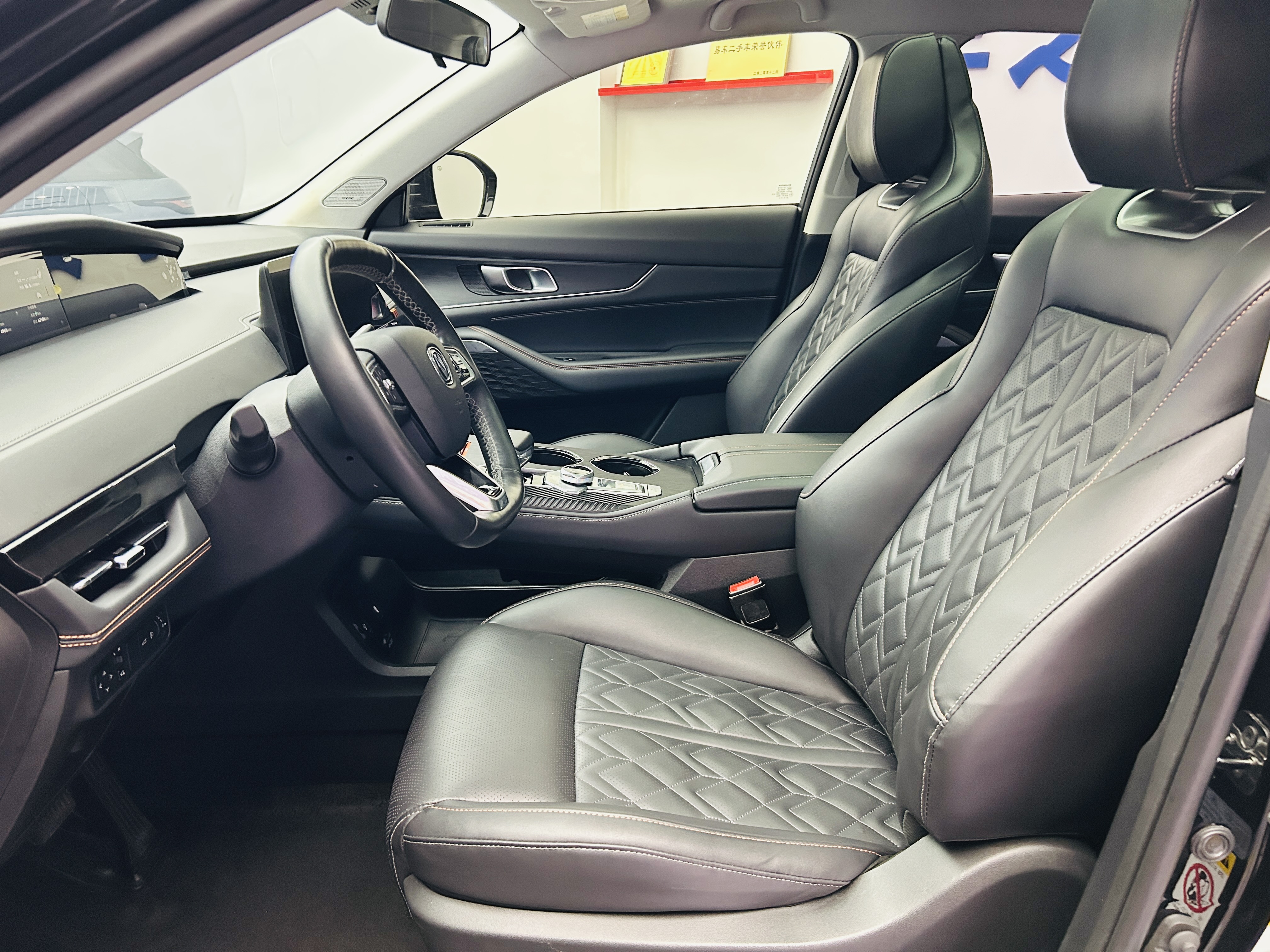 Changan UNI-K 2023 car image #19