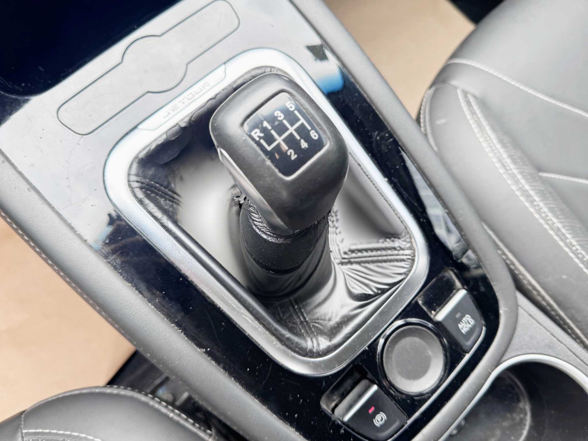 X70M 2020 #19 X70M 2020 car image #19