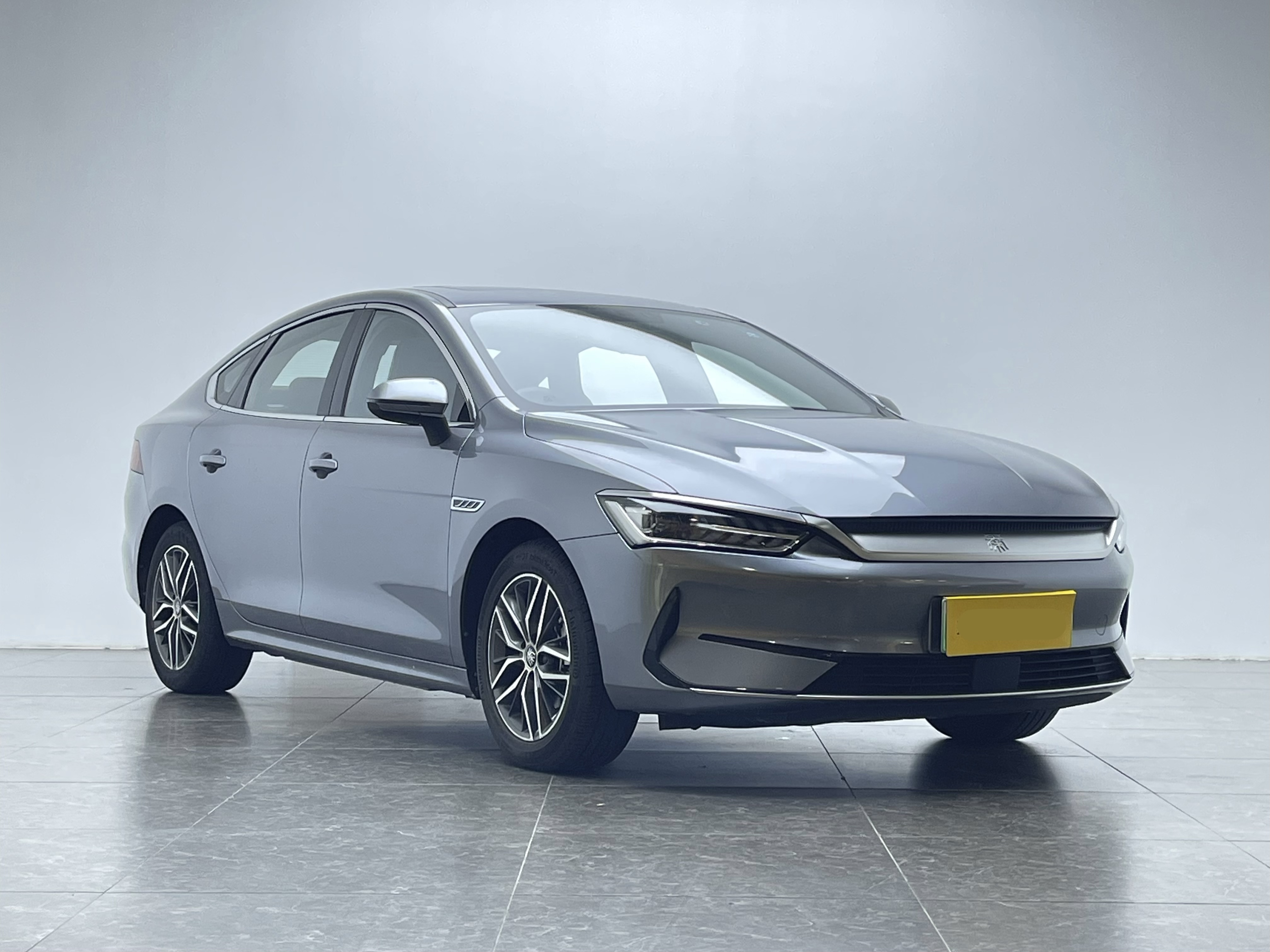 BYD Qin Plus 2022 imagem de carro #19