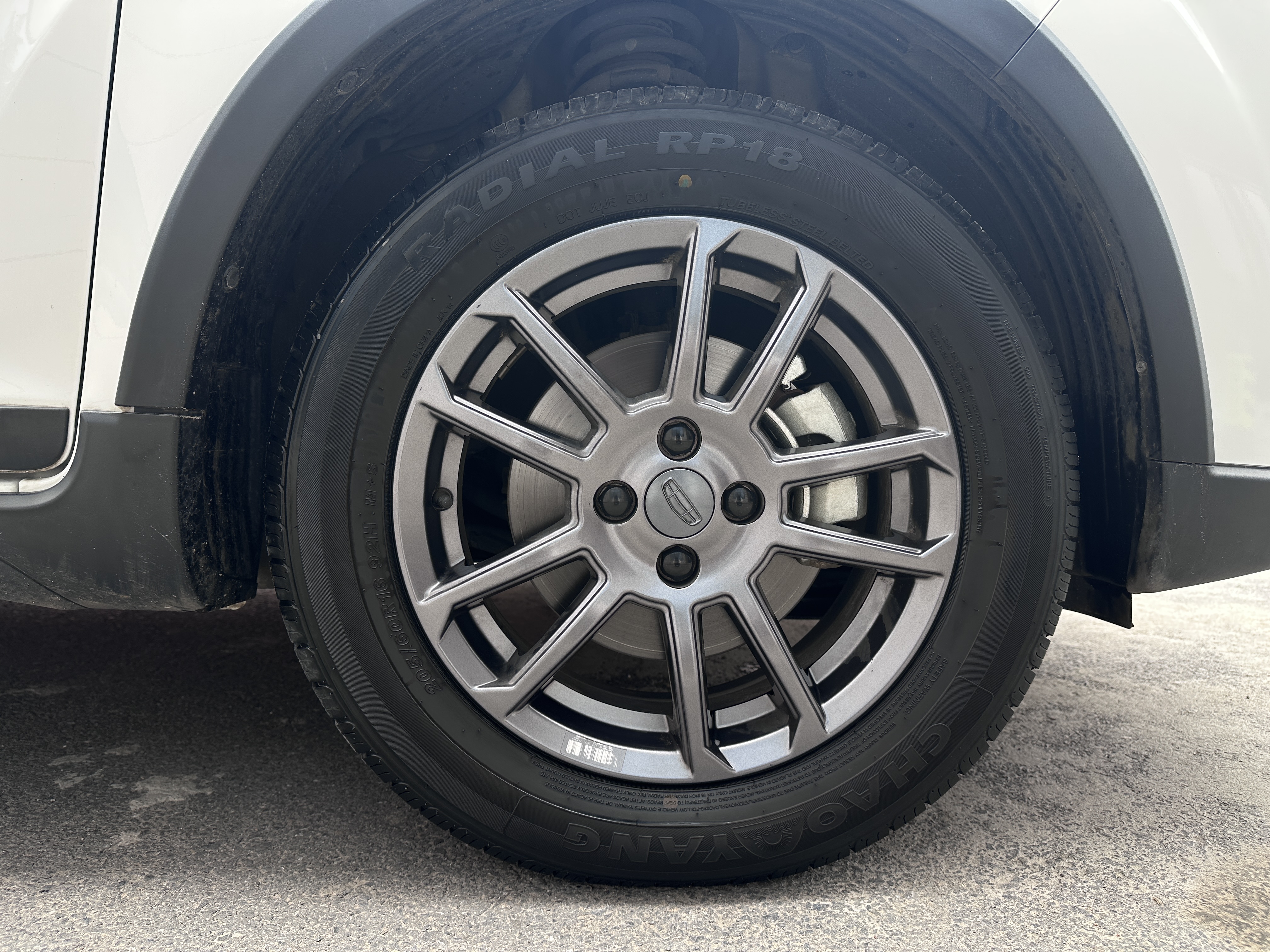 GEELY Vision X3 2022 car image #19