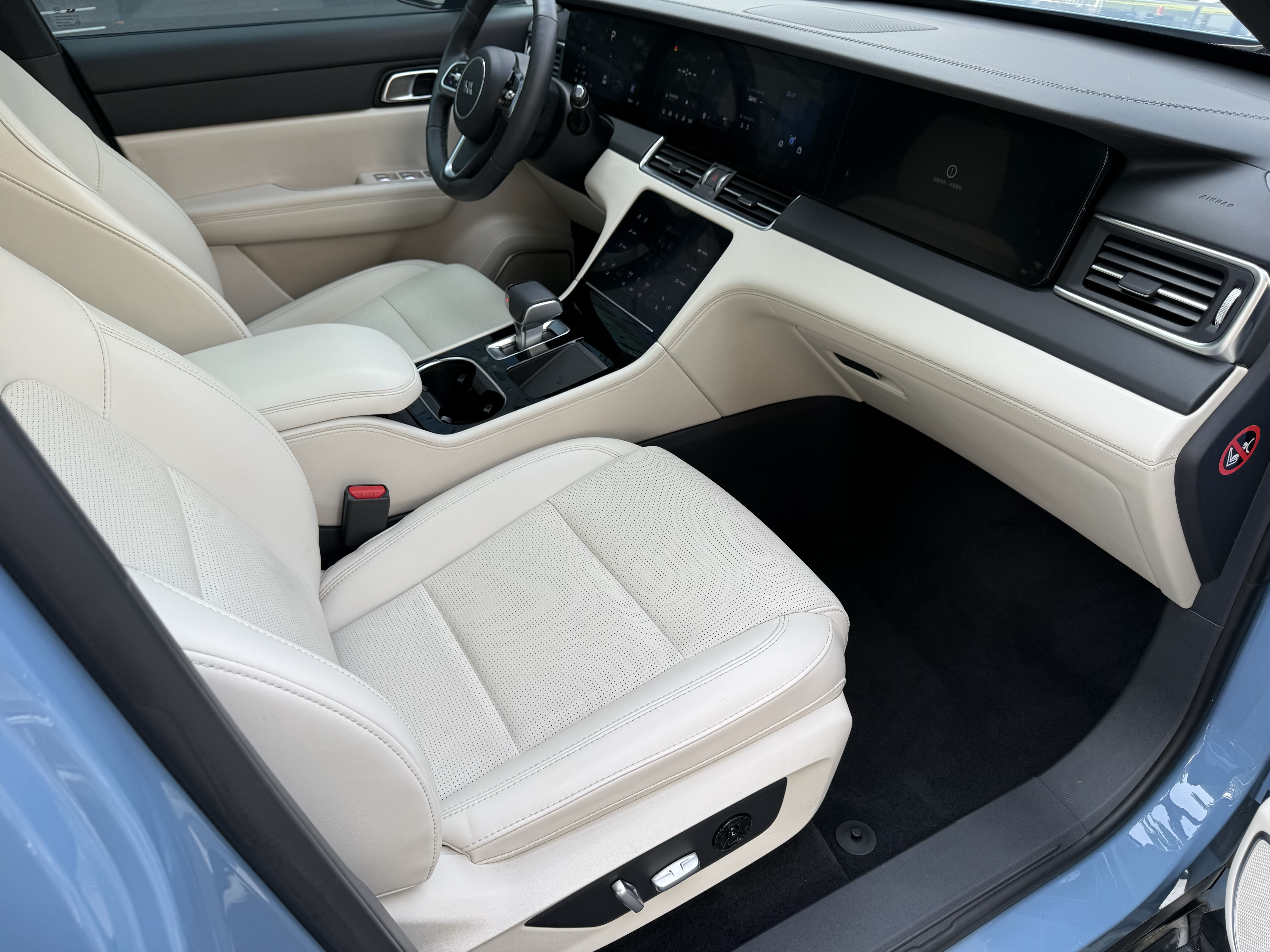 理想汽车 理想ONE 2022 汽车图片 #19