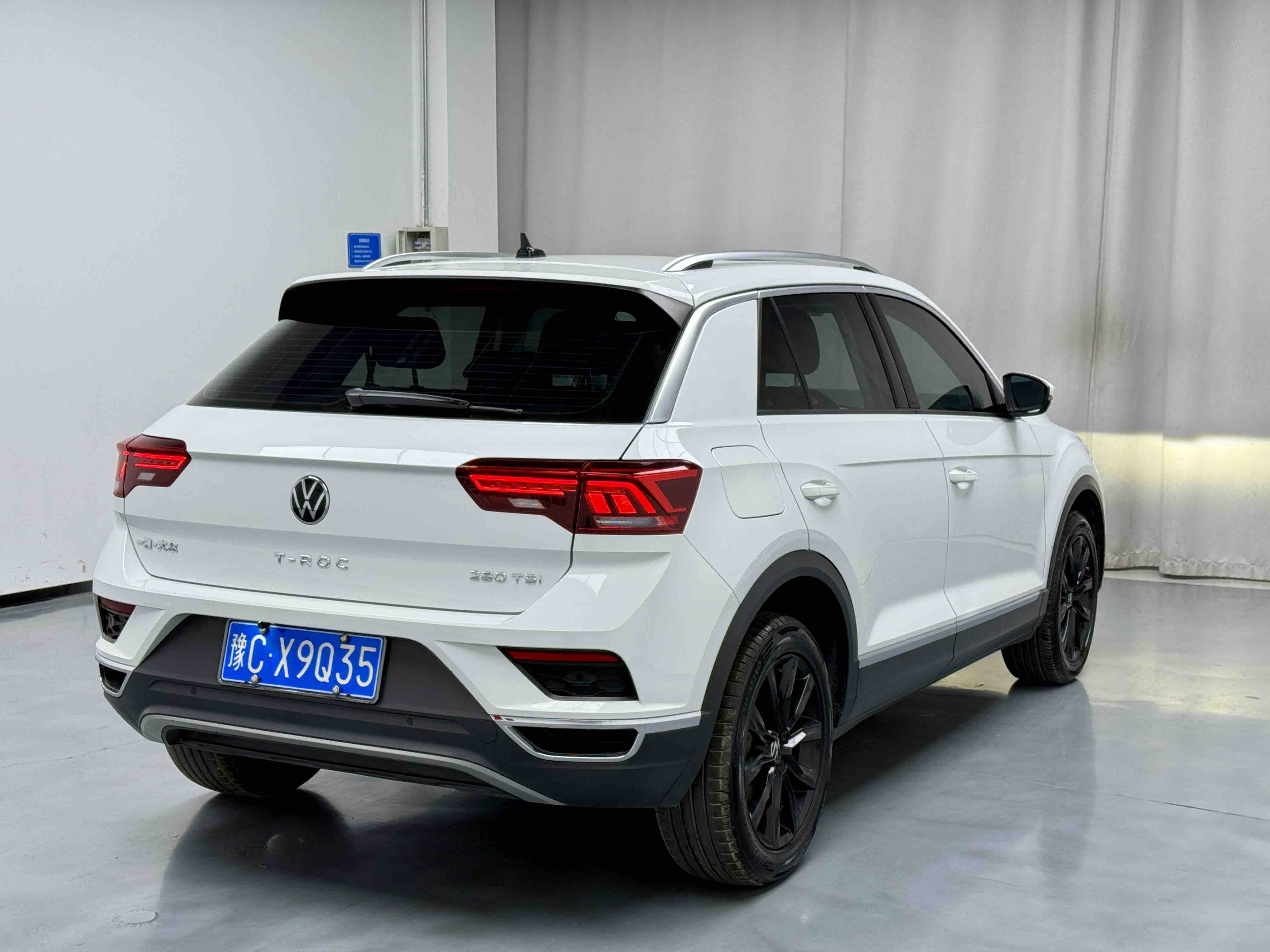 T-Roc 2022 car image #19