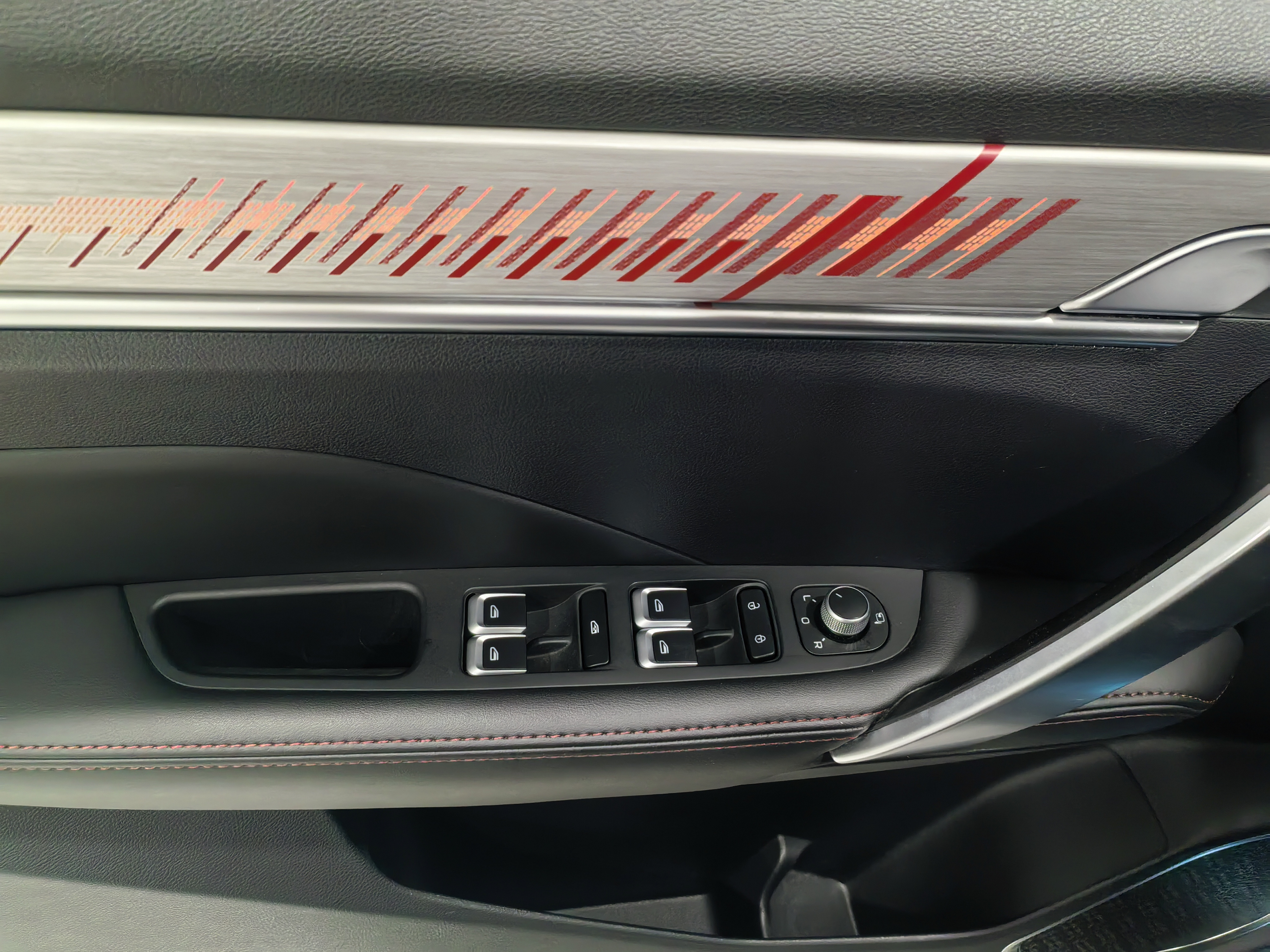 GEELY Coolray 2022 #19 GEELY Coolray 2022 car image #19