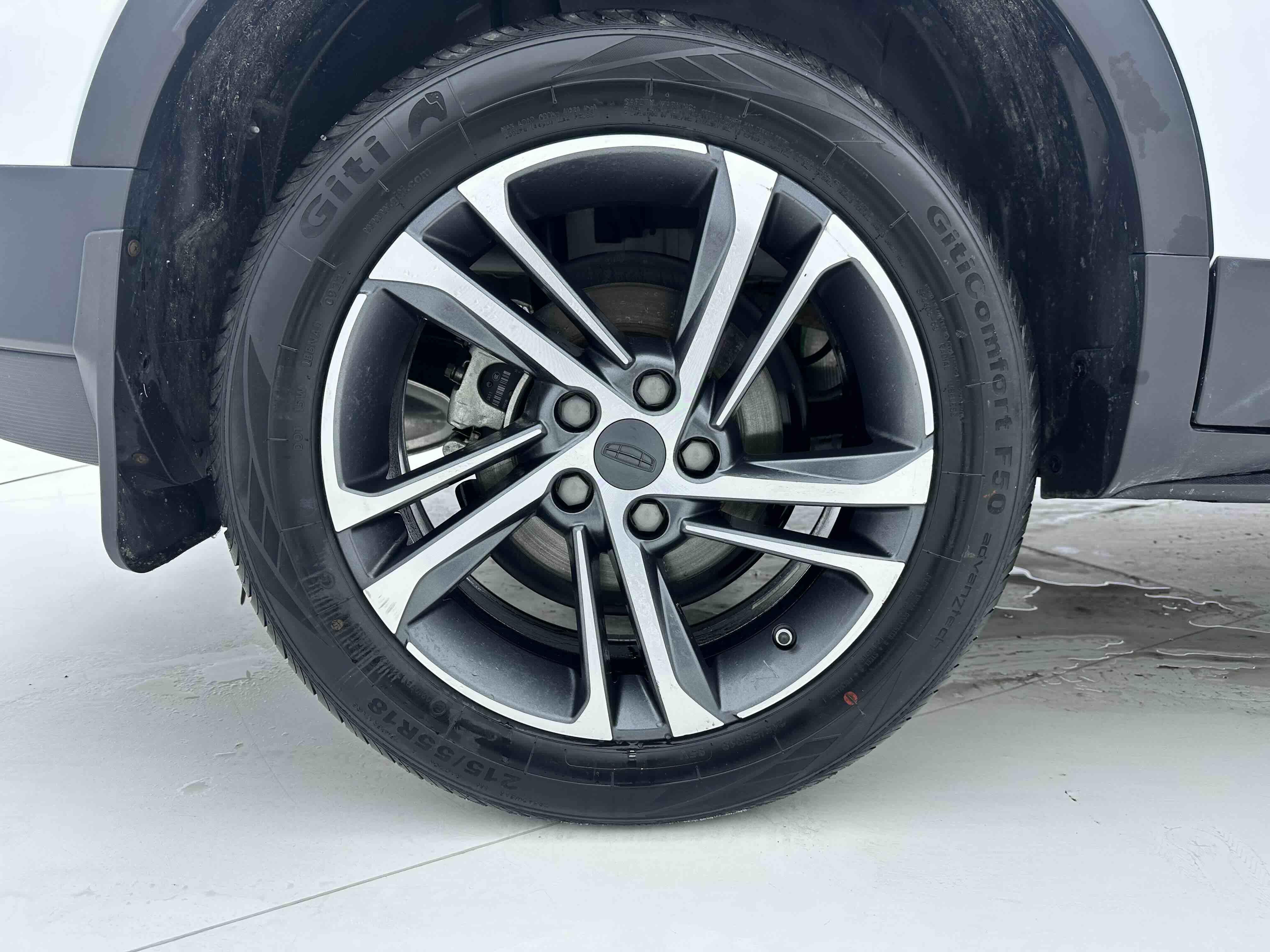 GEELY Coolray 2022 #19 GEELY Coolray 2022 car image #19