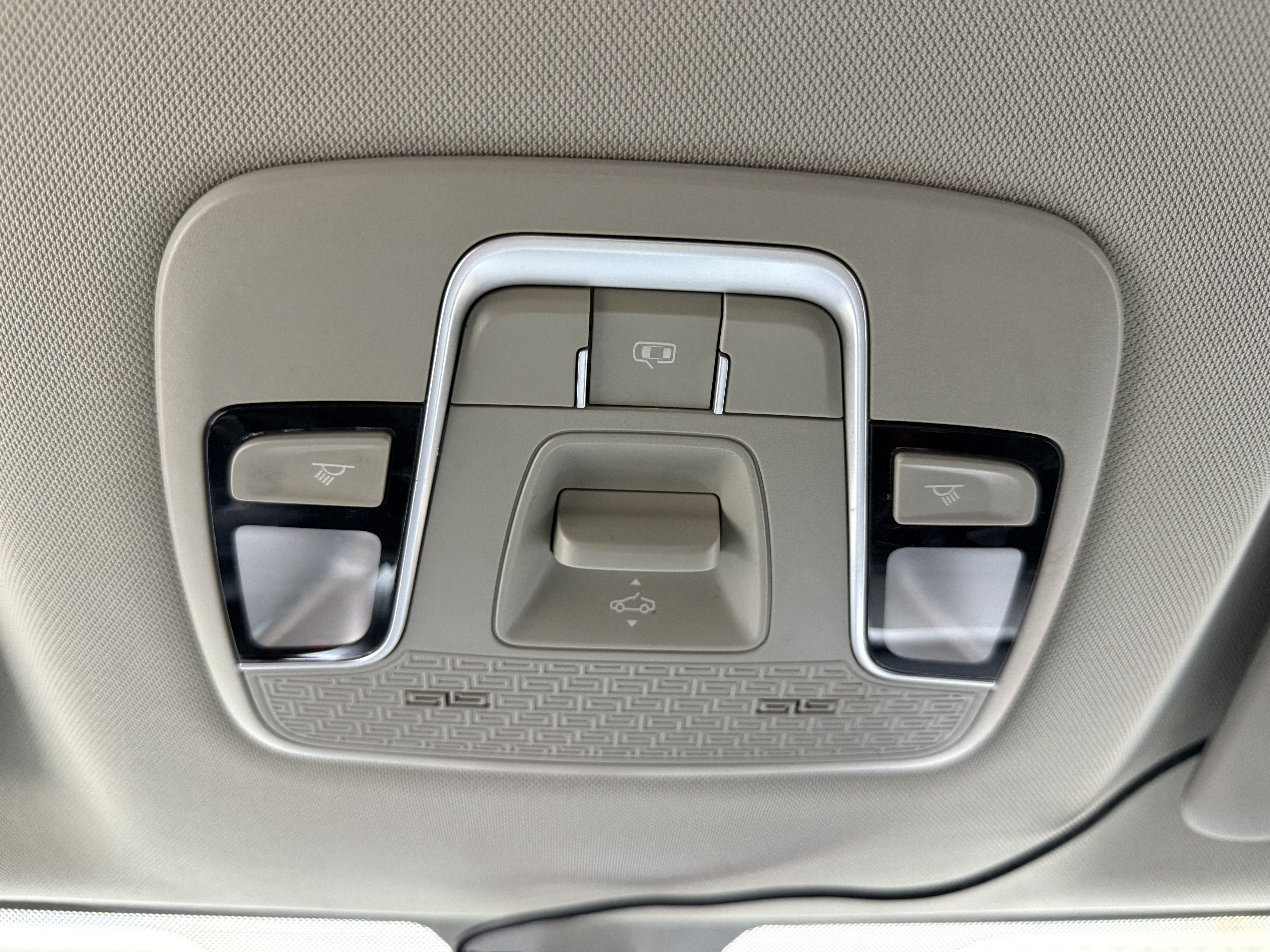 GEELY Coolray 2021 #19 GEELY Coolray 2021 car image #19