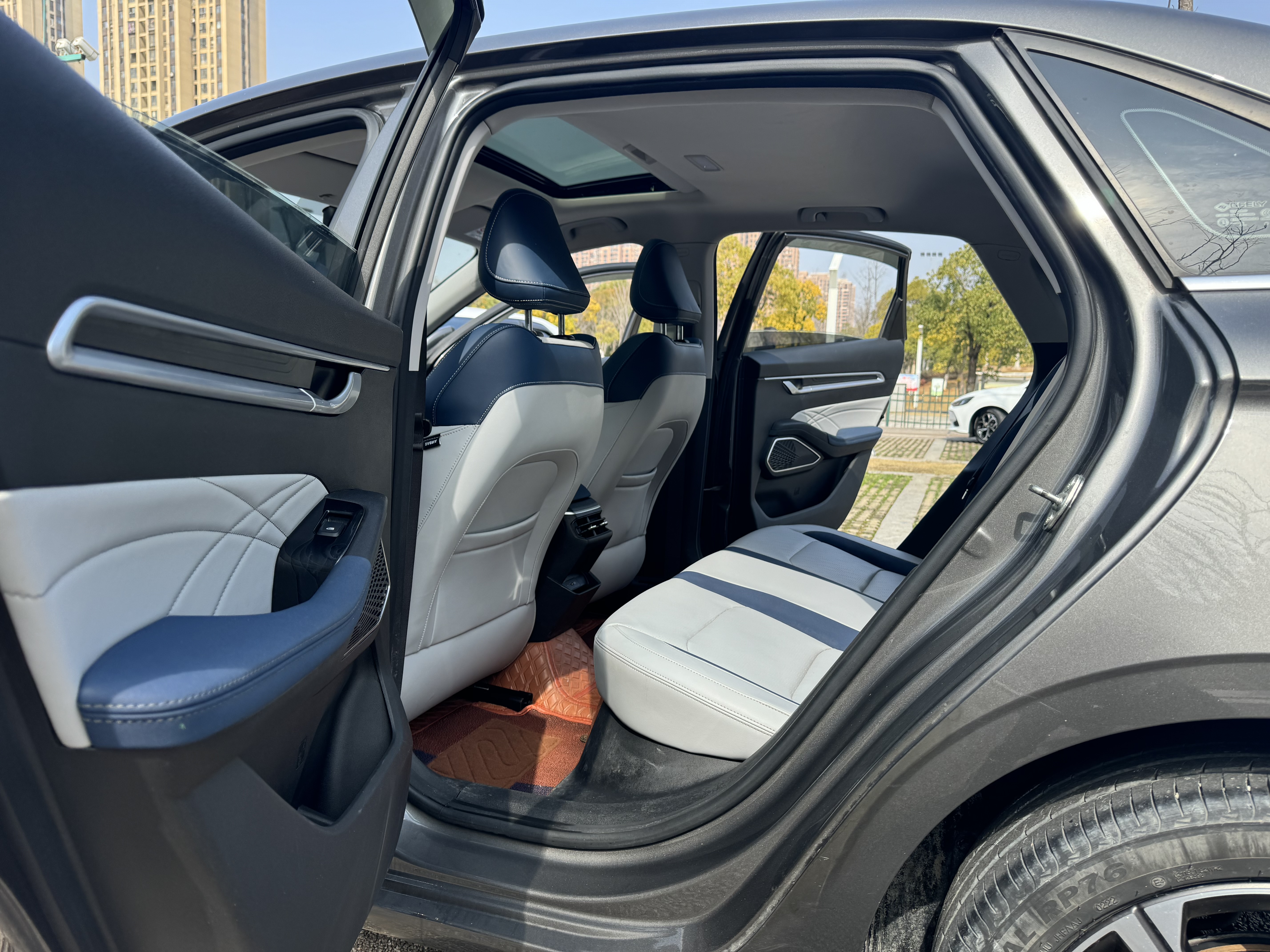 GEELY Emgrand 2022 #19 GEELY Emgrand 2022 car image #19