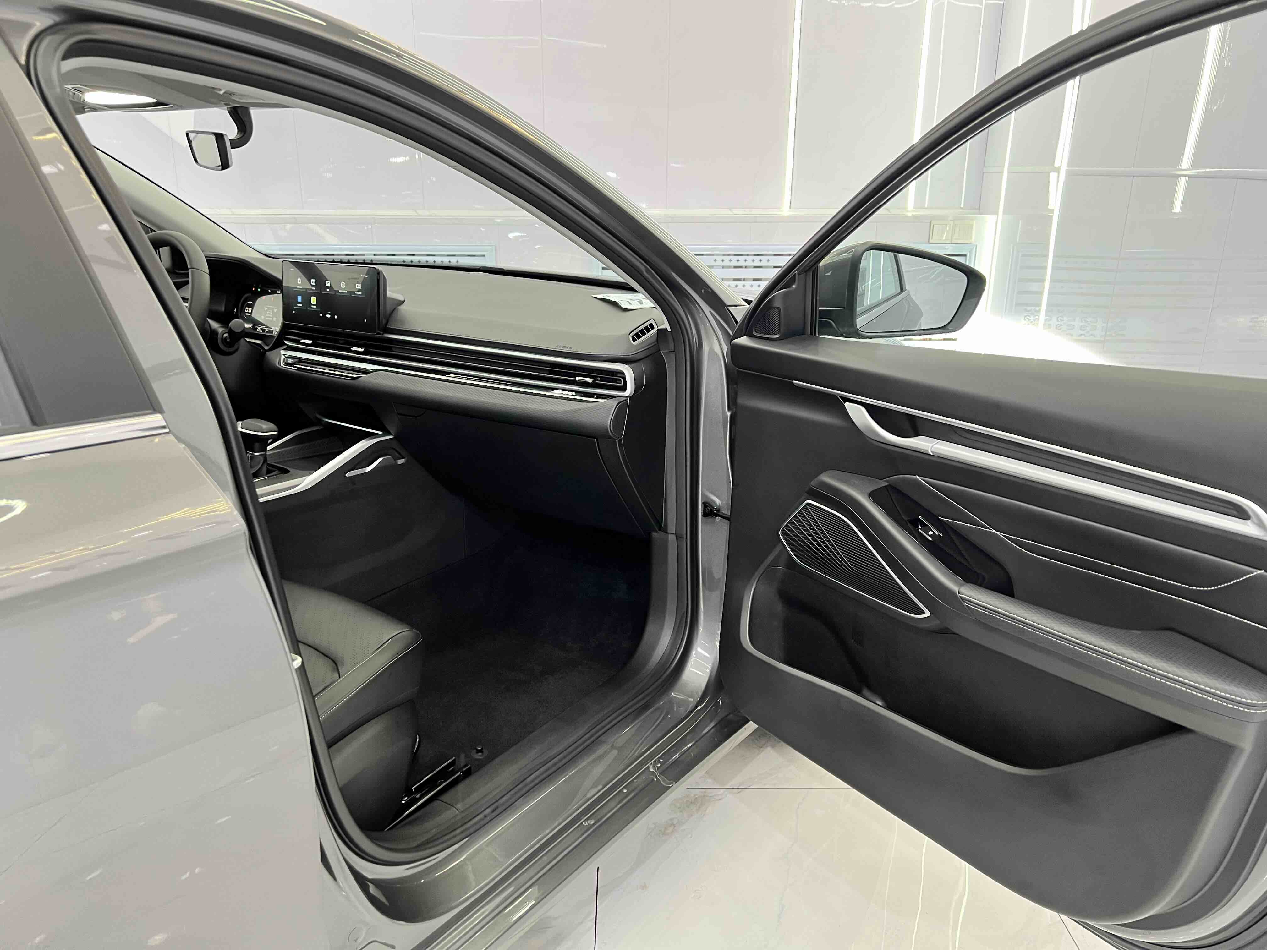 GEELY Emgrand 2022 #19 GEELY Emgrand 2022 car image #19