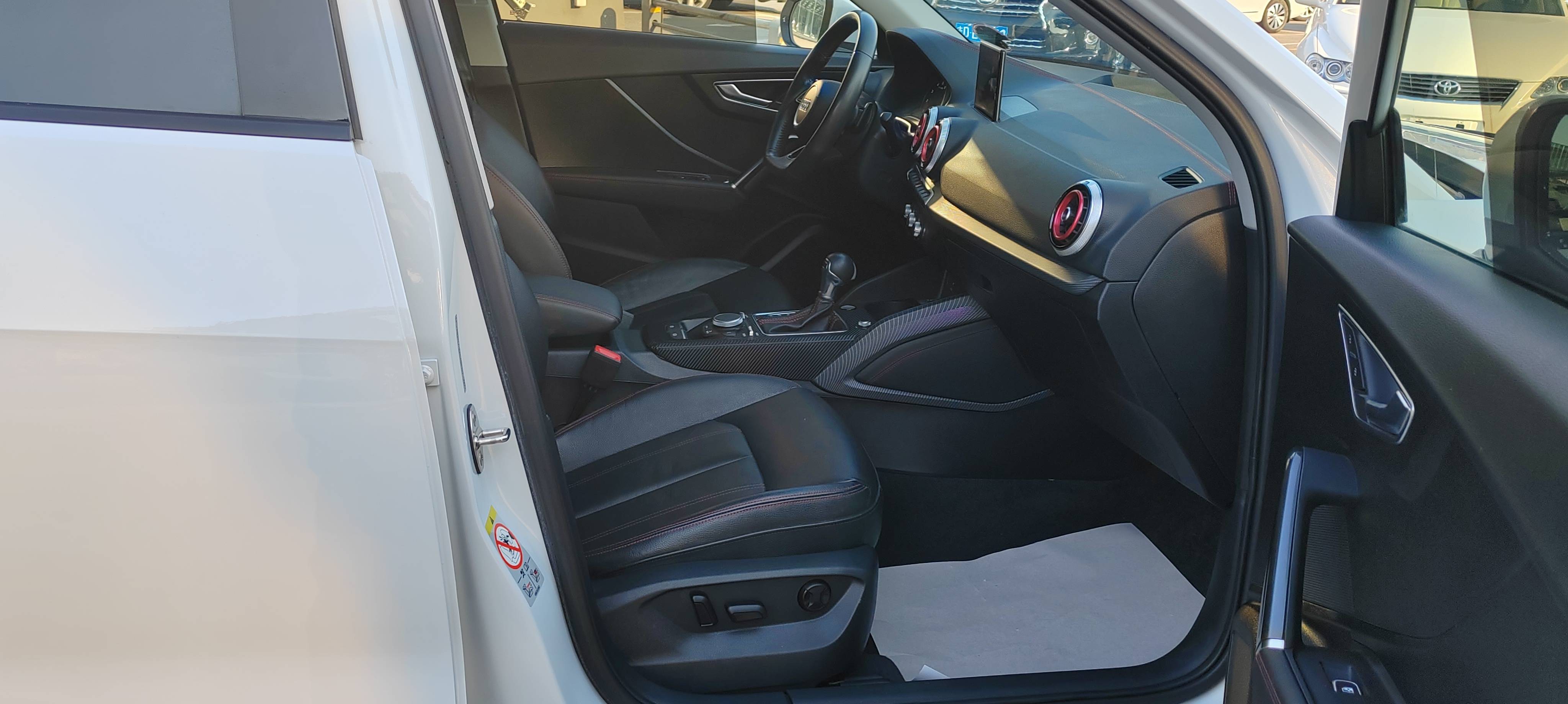 2022 #19 2022 car image #19