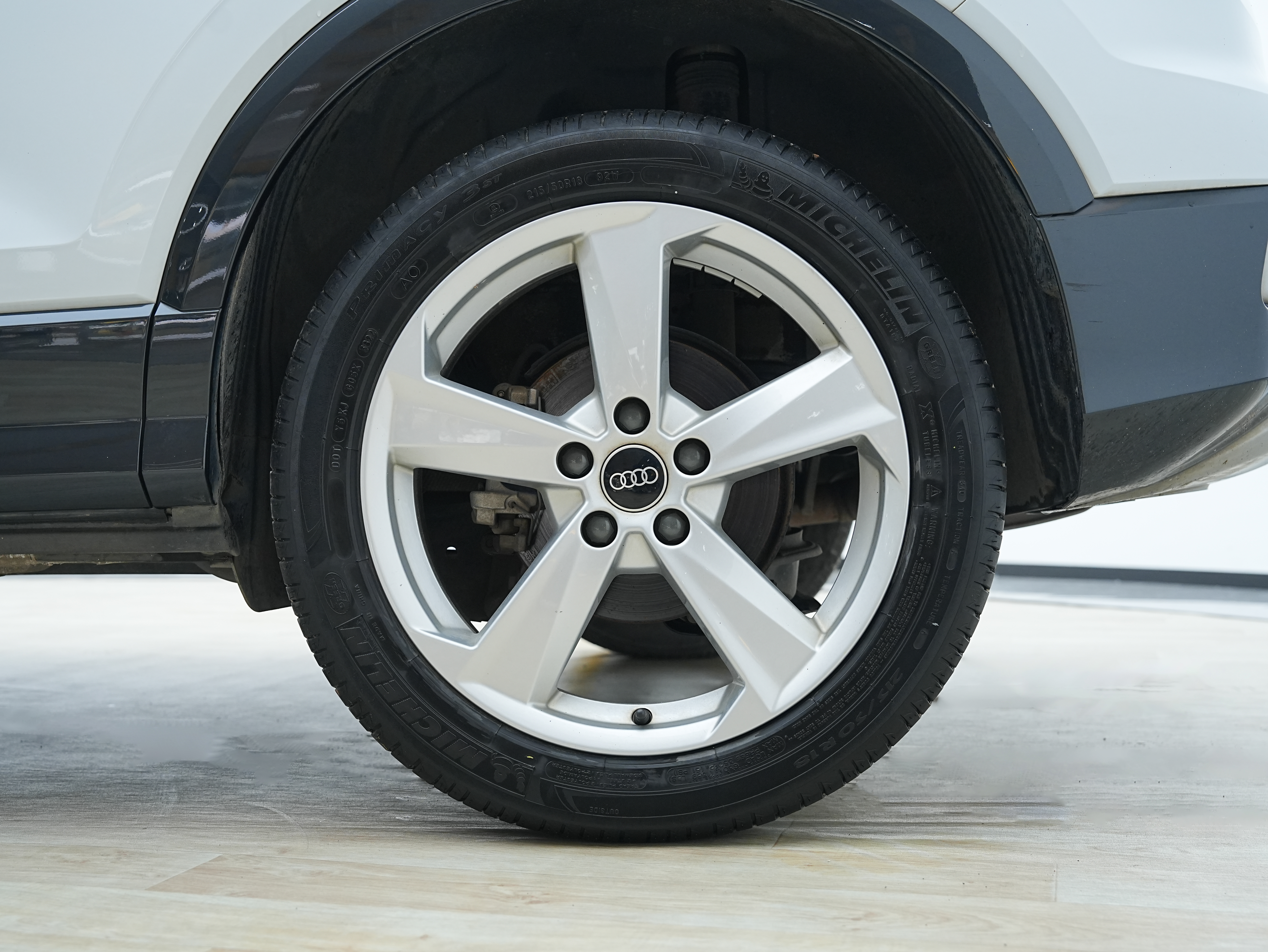 Audi Q2L 2023 imagem de carro #19