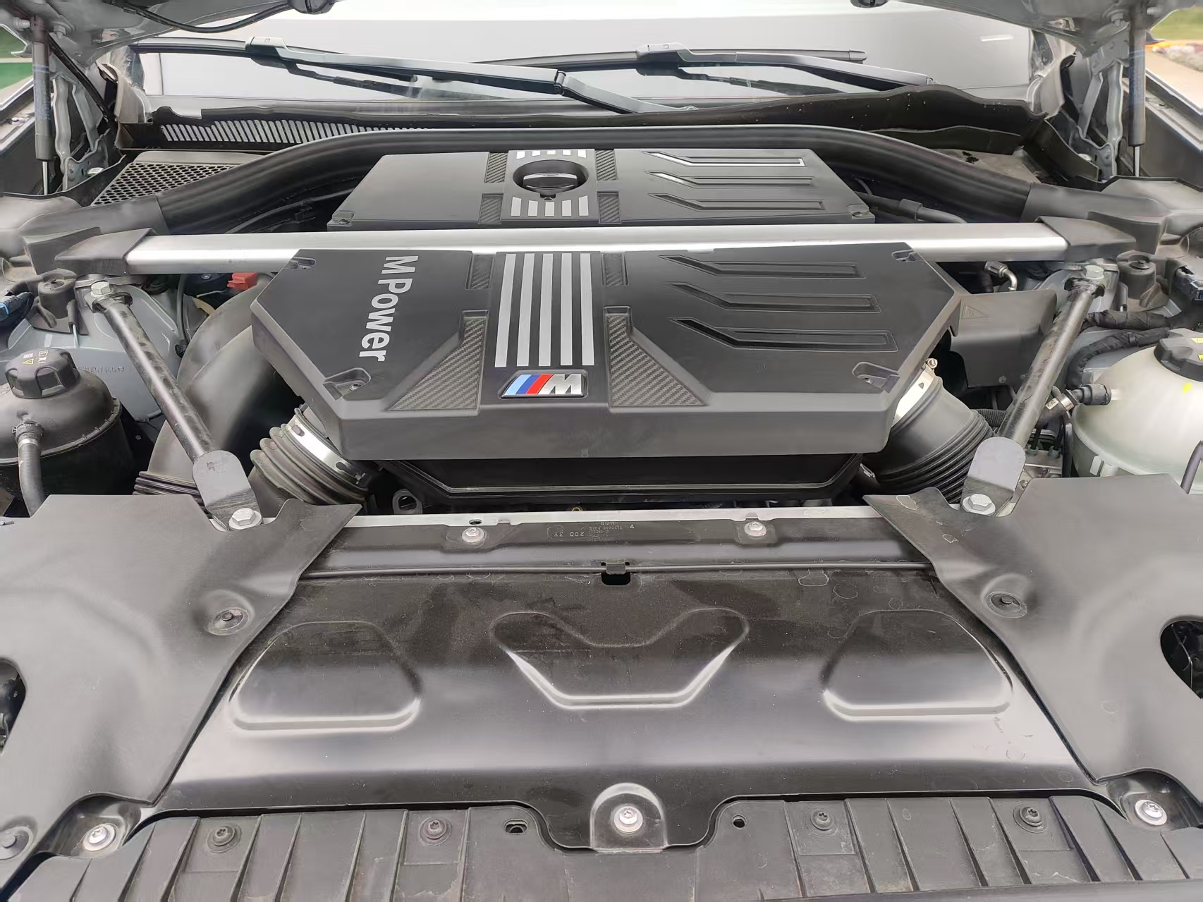 BMW X4 M 2025 car image #19