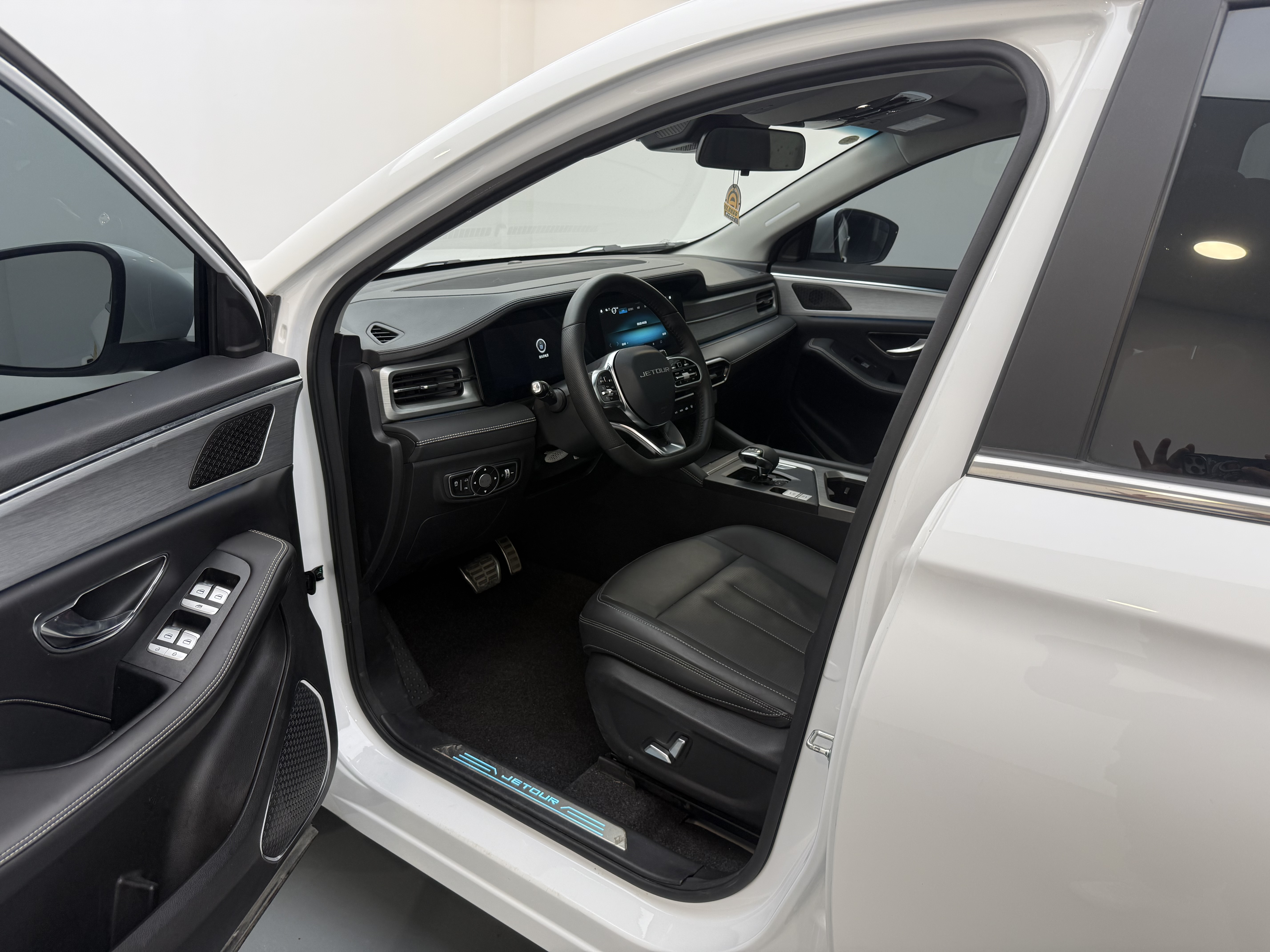 Jetour X90 PLUS 2022 immagine di auto #19