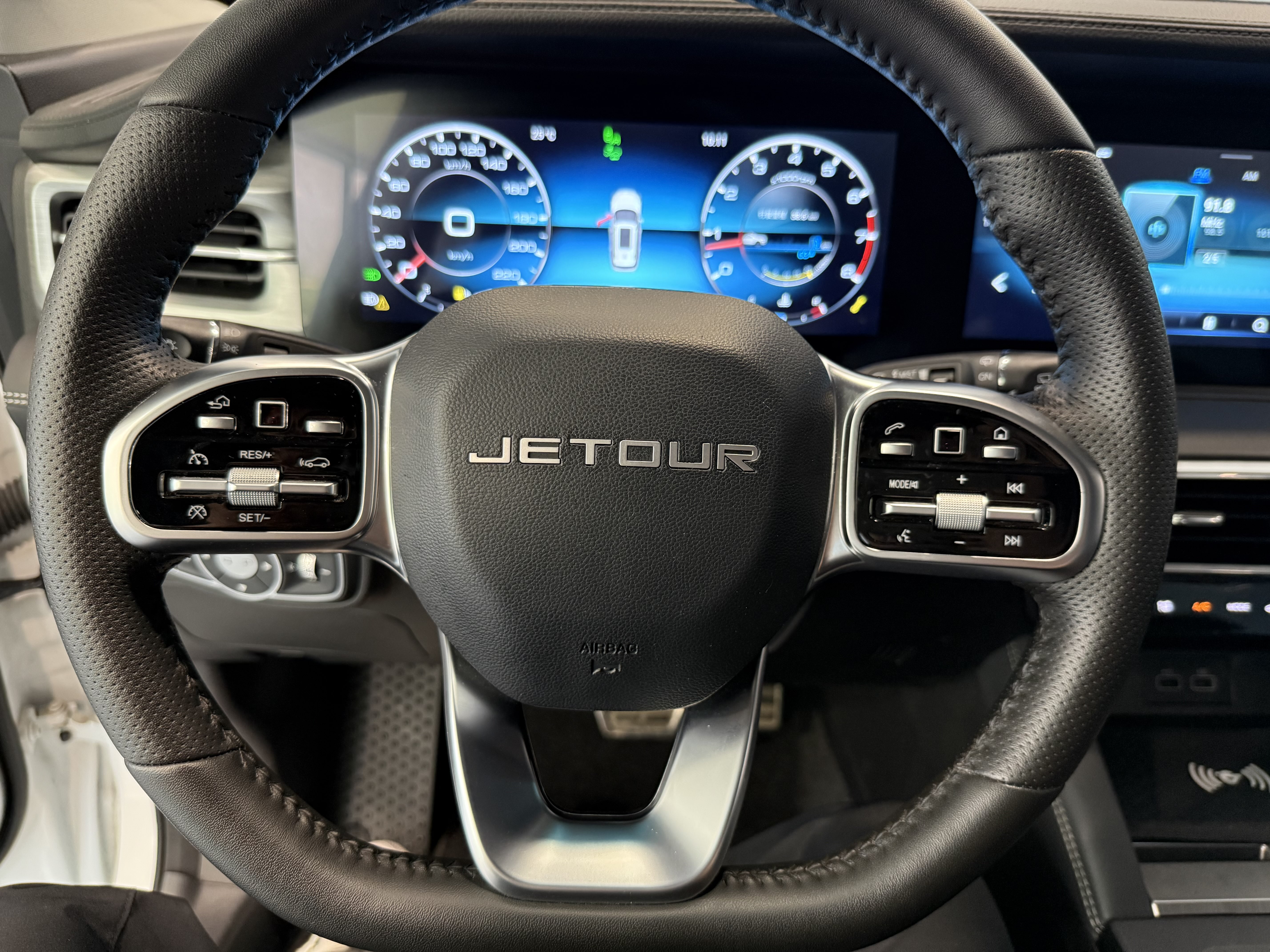 Jetour X90 PLUS 2022 immagine di auto #19
