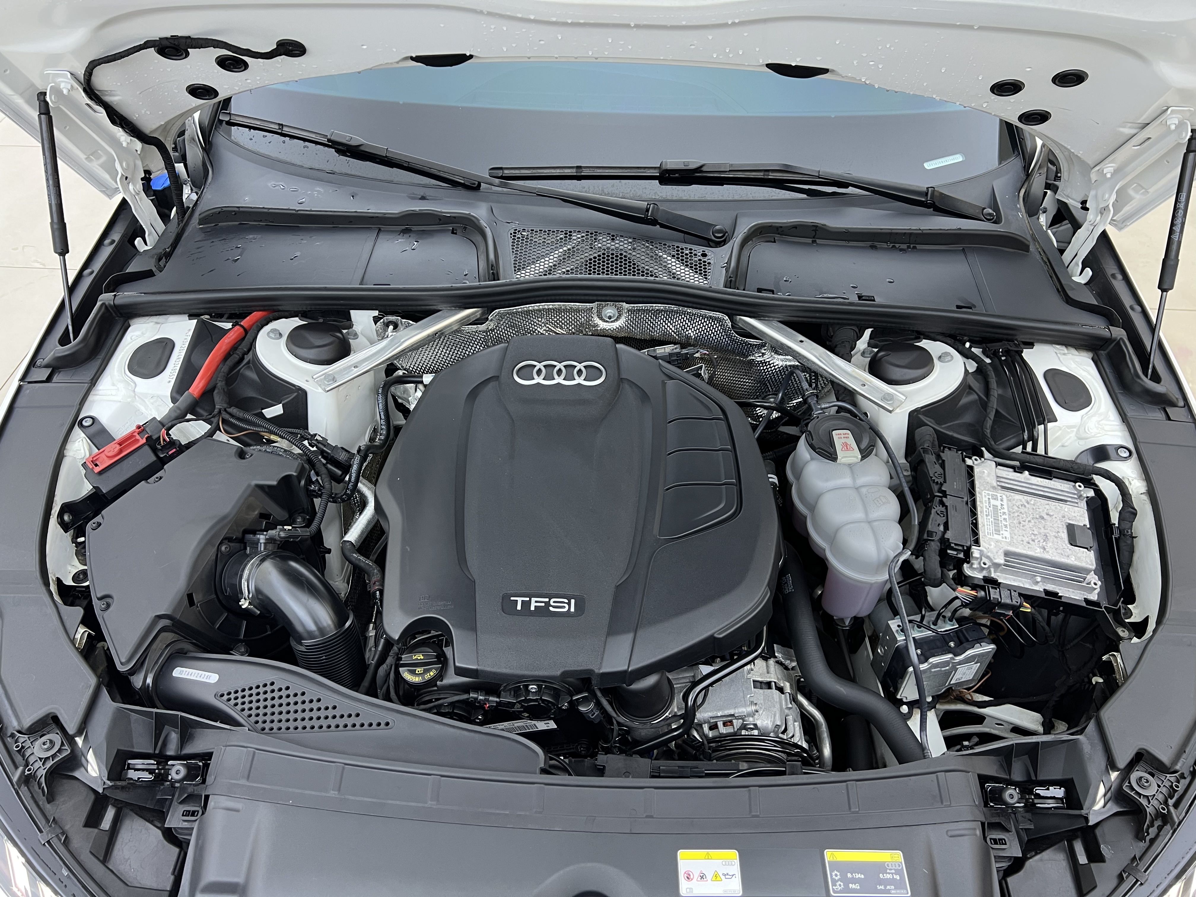 Audi A4L 2022 car image #19