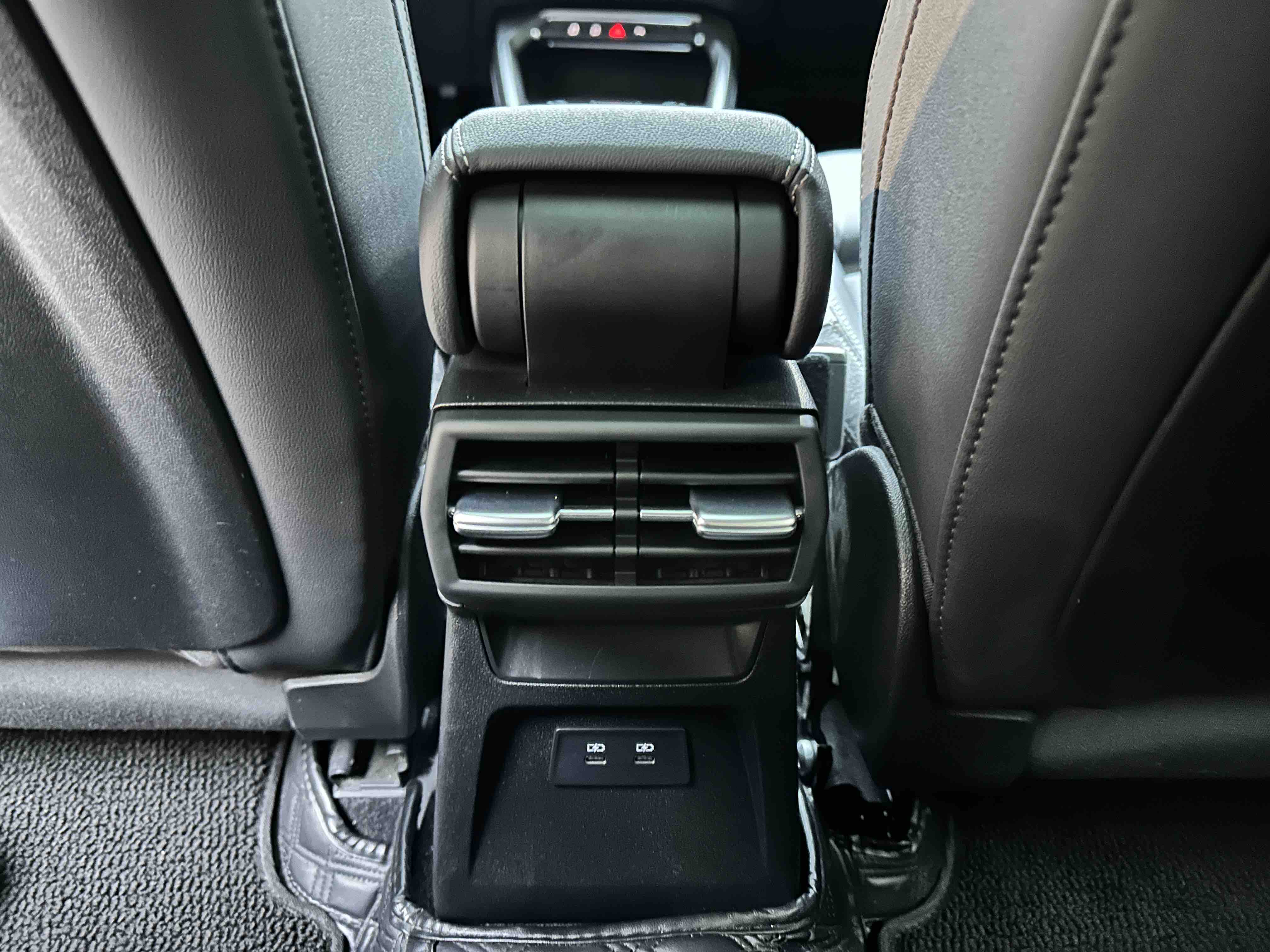 Audi A3 2023 car image #19