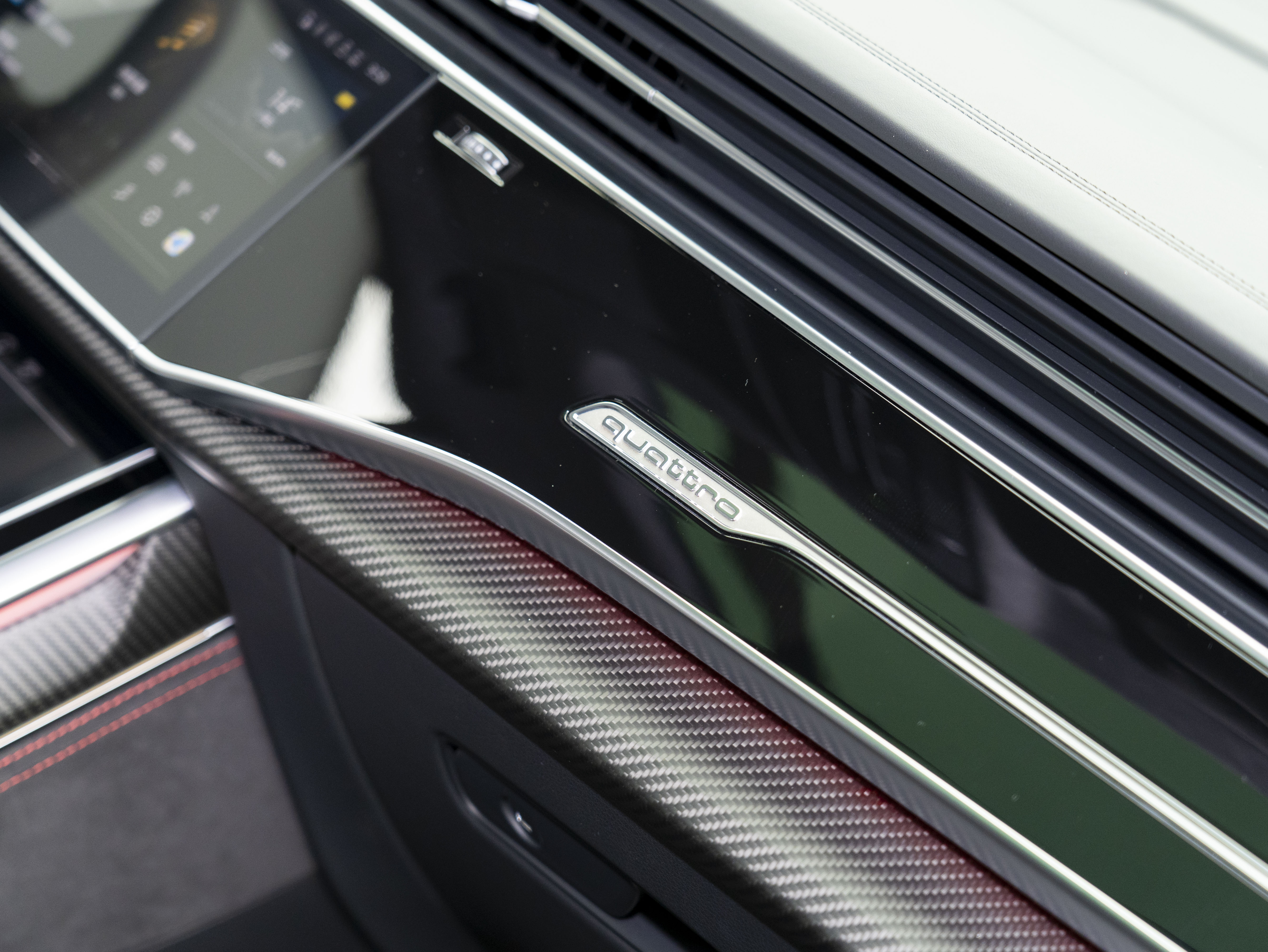 Audi RS Q8 2022 #19 Audi RS Q8 2022 car image #19