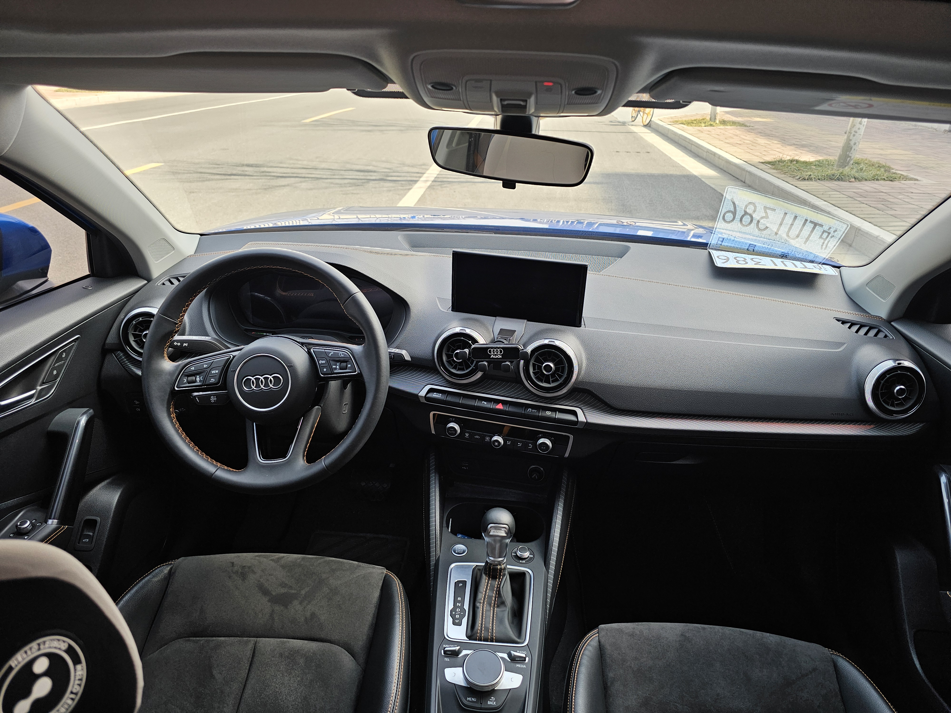 Q2L e-tron 2022 #19 Q2L e-tron 2022 car image #19