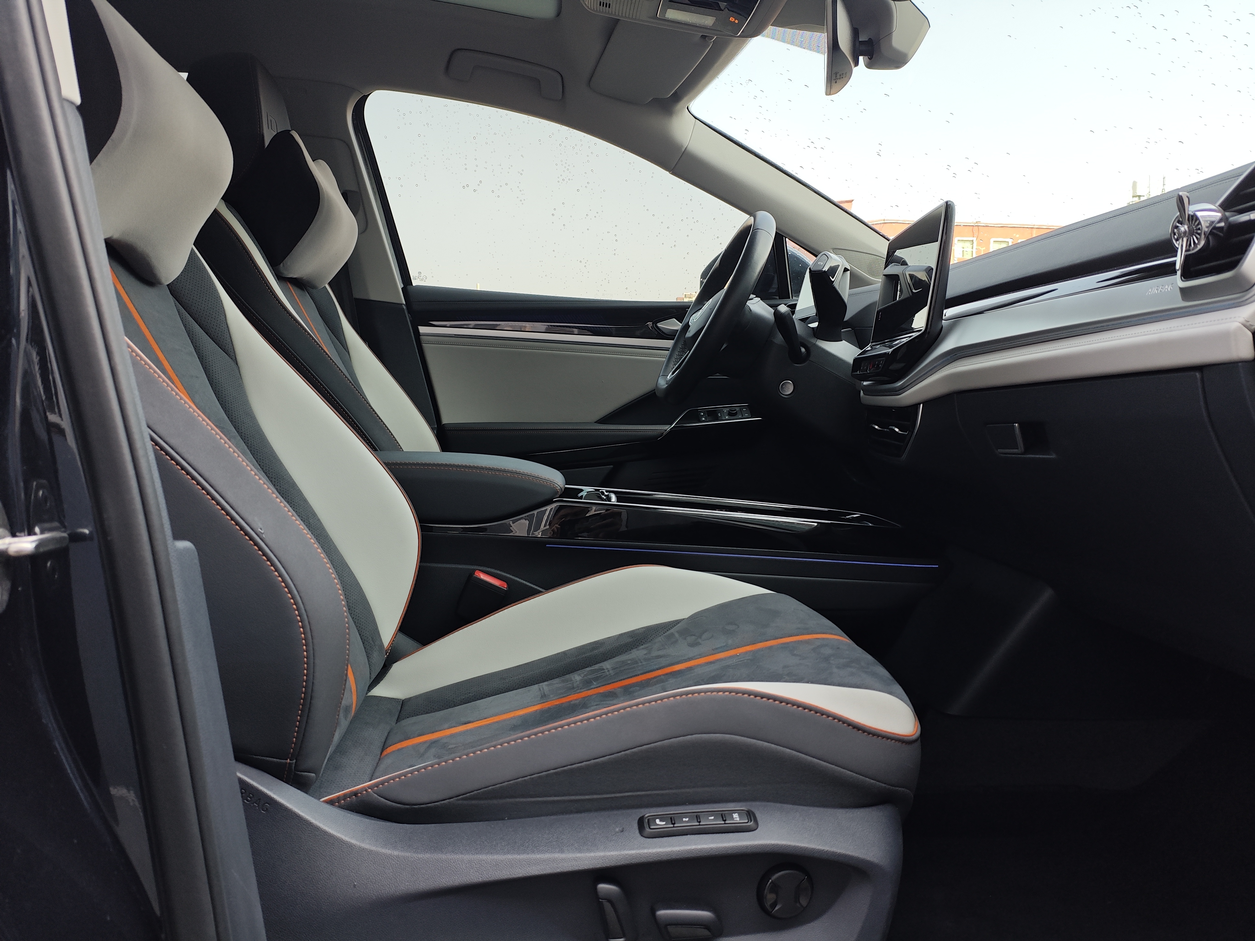 Volkswagen ID.6 Crozz 2022 #19 Volkswagen ID.6 Crozz 2022 immagine di auto #19