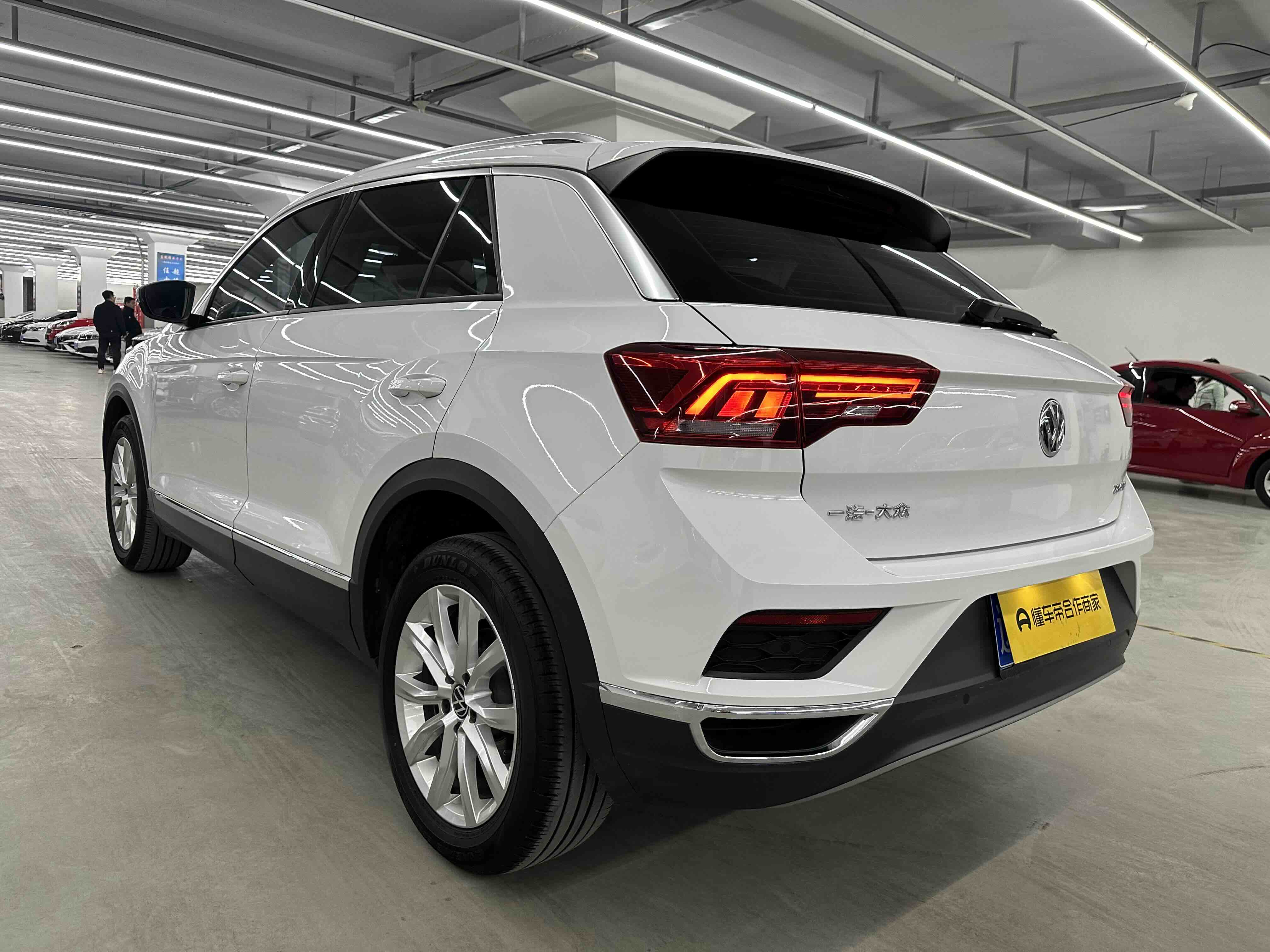 T-Roc 2022 car image #19