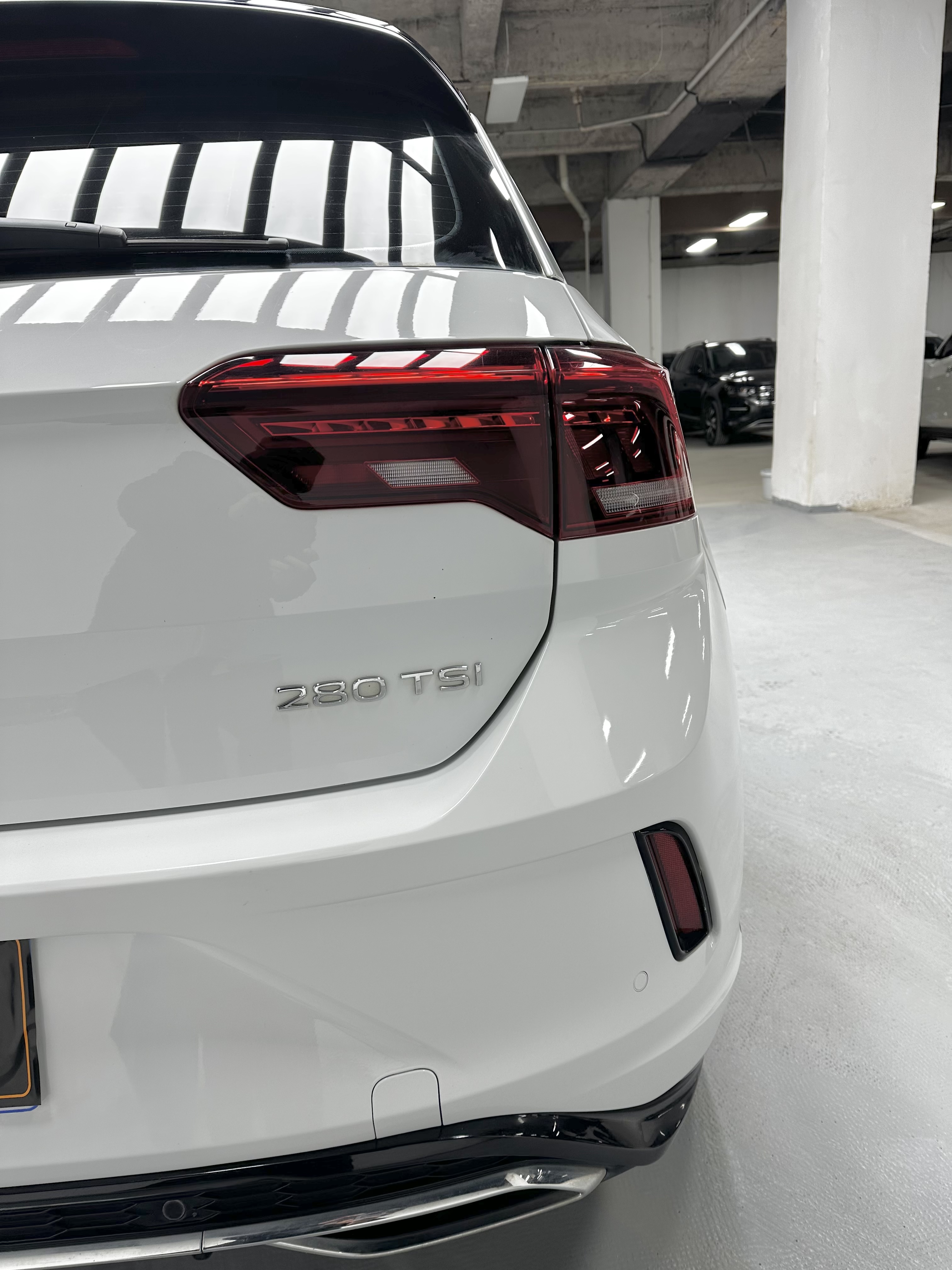 Volkswagen T-Roc 2022 car image #19