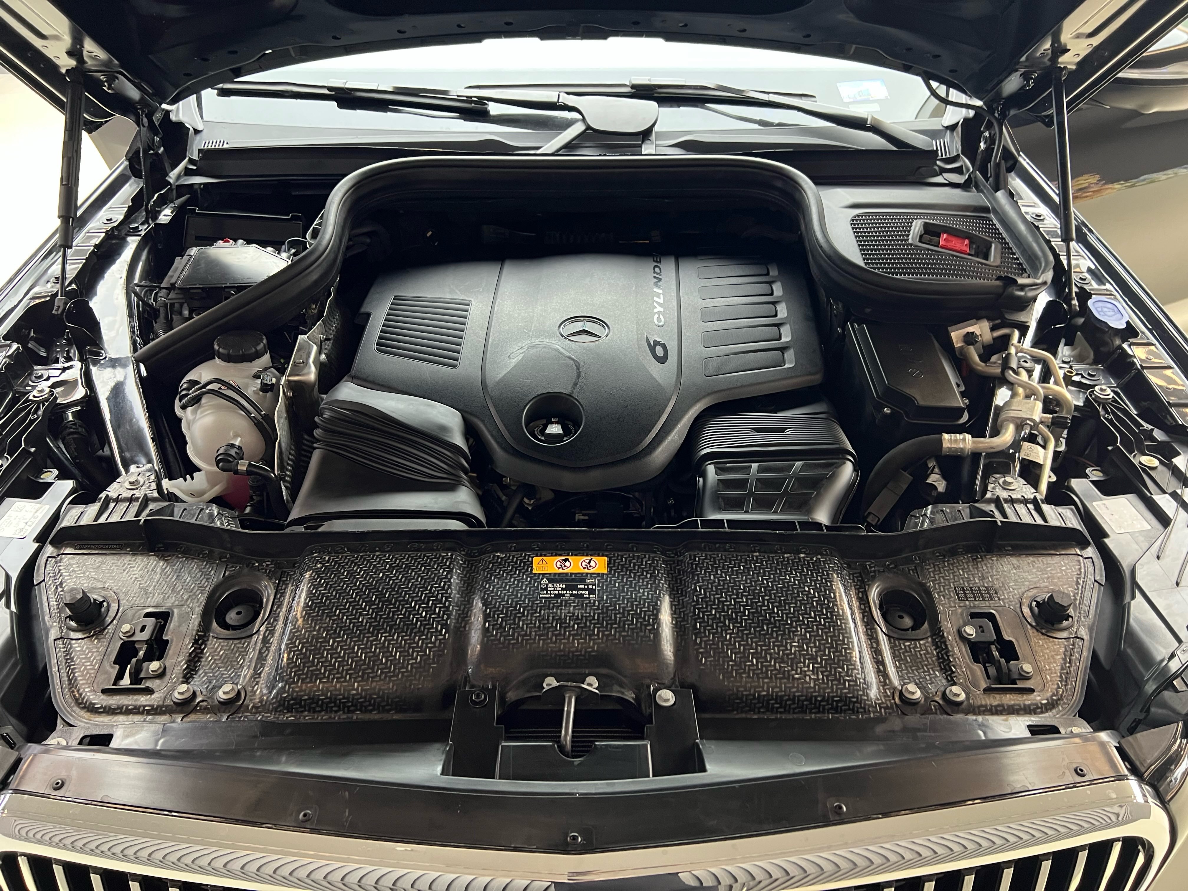 Mercedes-Benz GLS Class 2023 #19 Mercedes-Benz GLS Class 2023 car image #19