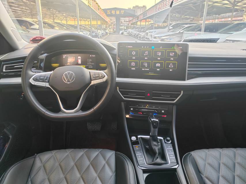 Volkswagen Sagitar 2022 car image #19