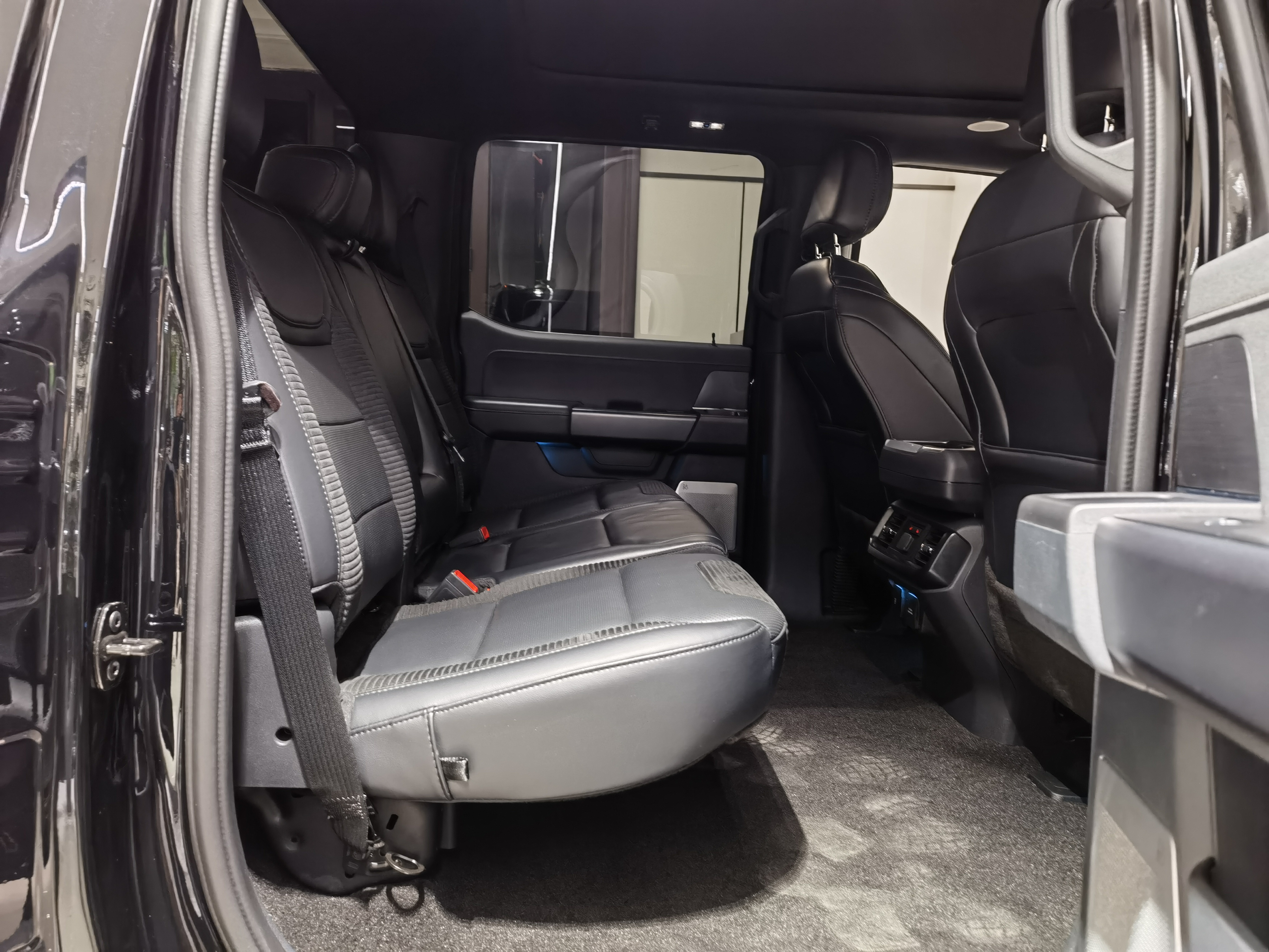 Ford F-150 Raptor 2023 #19 Ford F-150 Raptor 2023 car image #19