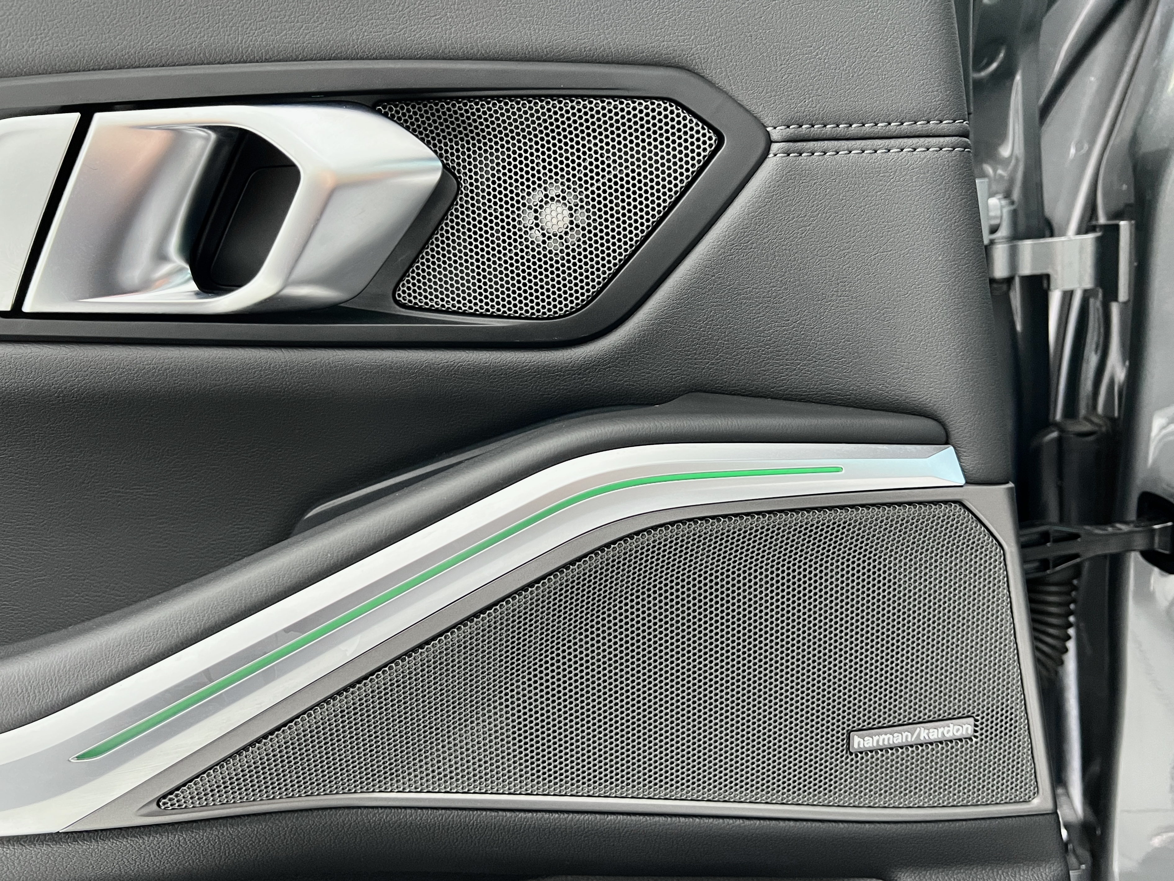 BMW M3 2024 صورة سيارة #19