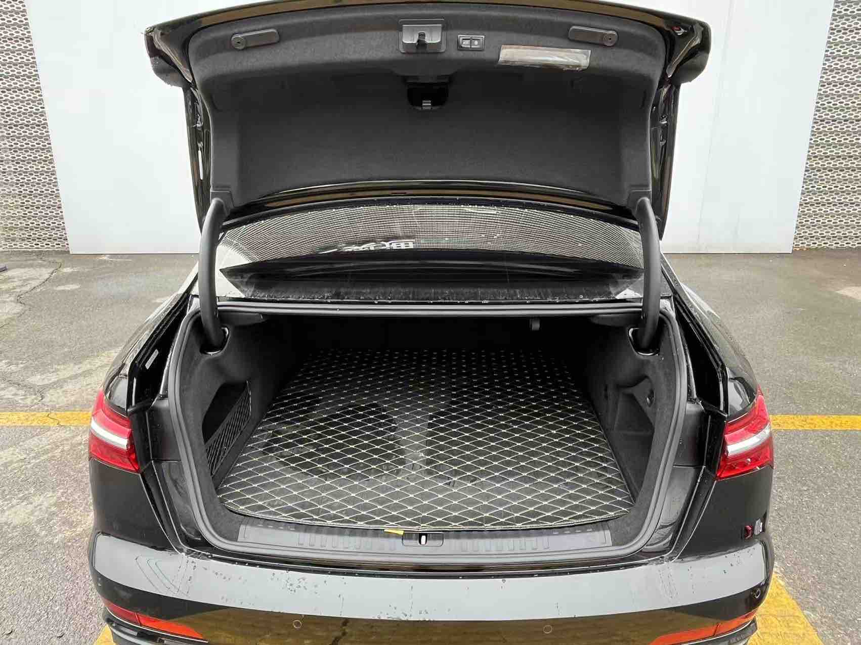 Audi A6L New Energy 2022 car image #19