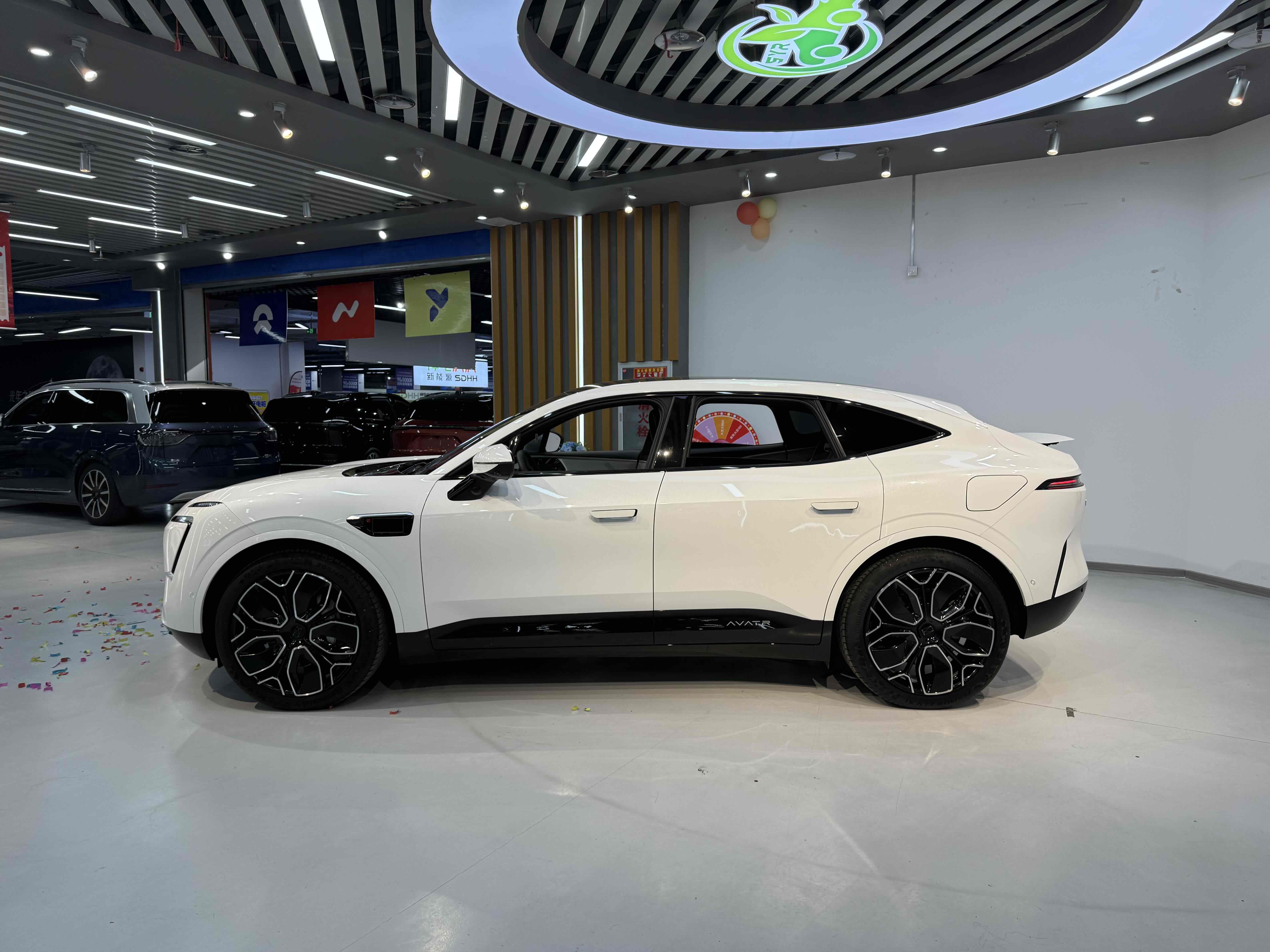 阿维塔 阿维塔11 2023 汽车图片 #19