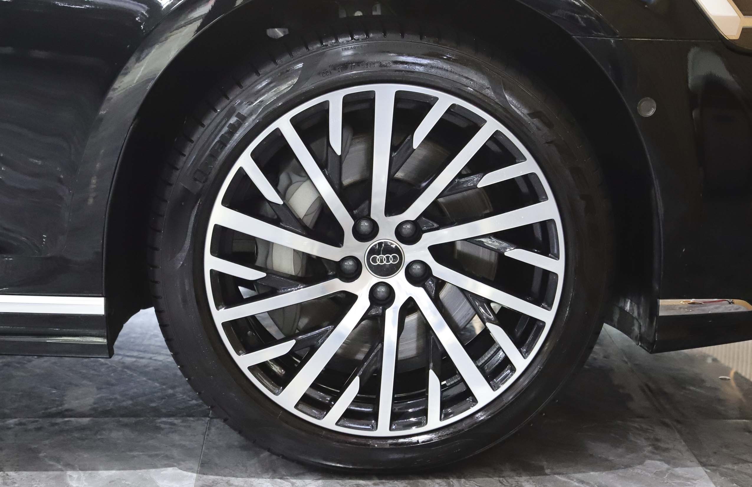 奥迪 奥迪A8 2023 汽车图片 #19