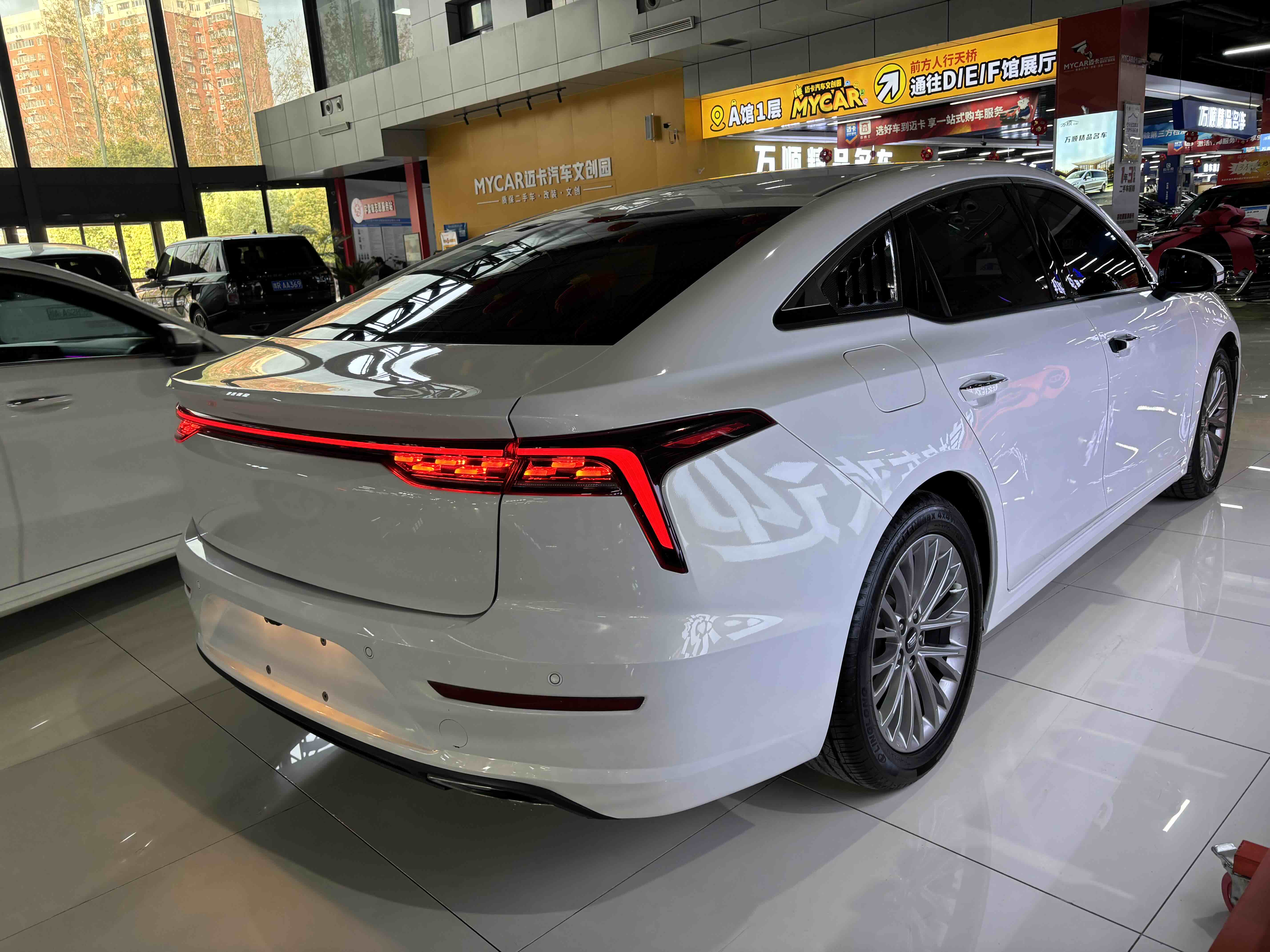 2024 car image #19