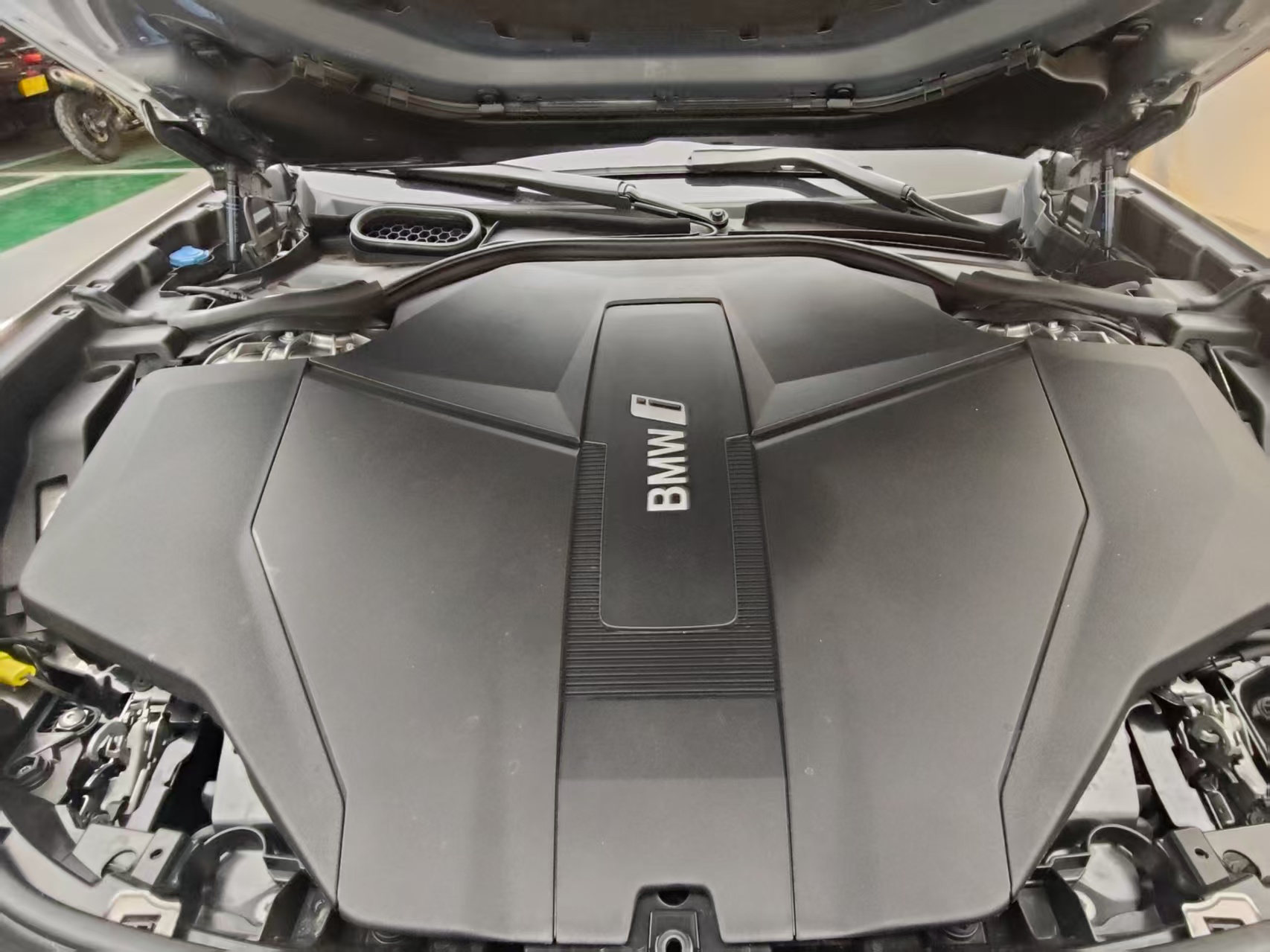 BMW i7 2023 #19 BMW i7 2023 car image #19