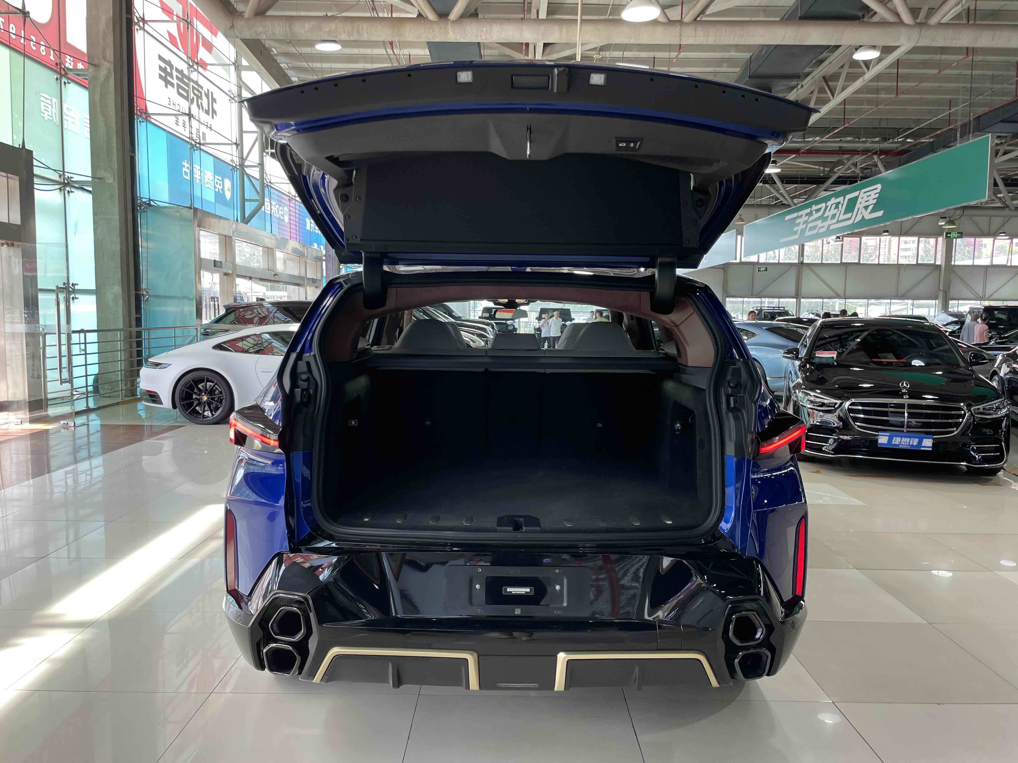 BMW XM 2024 car image #19