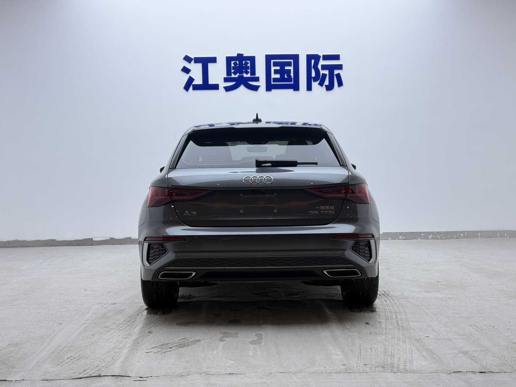 2023 #19 2023 imagem de carro #19