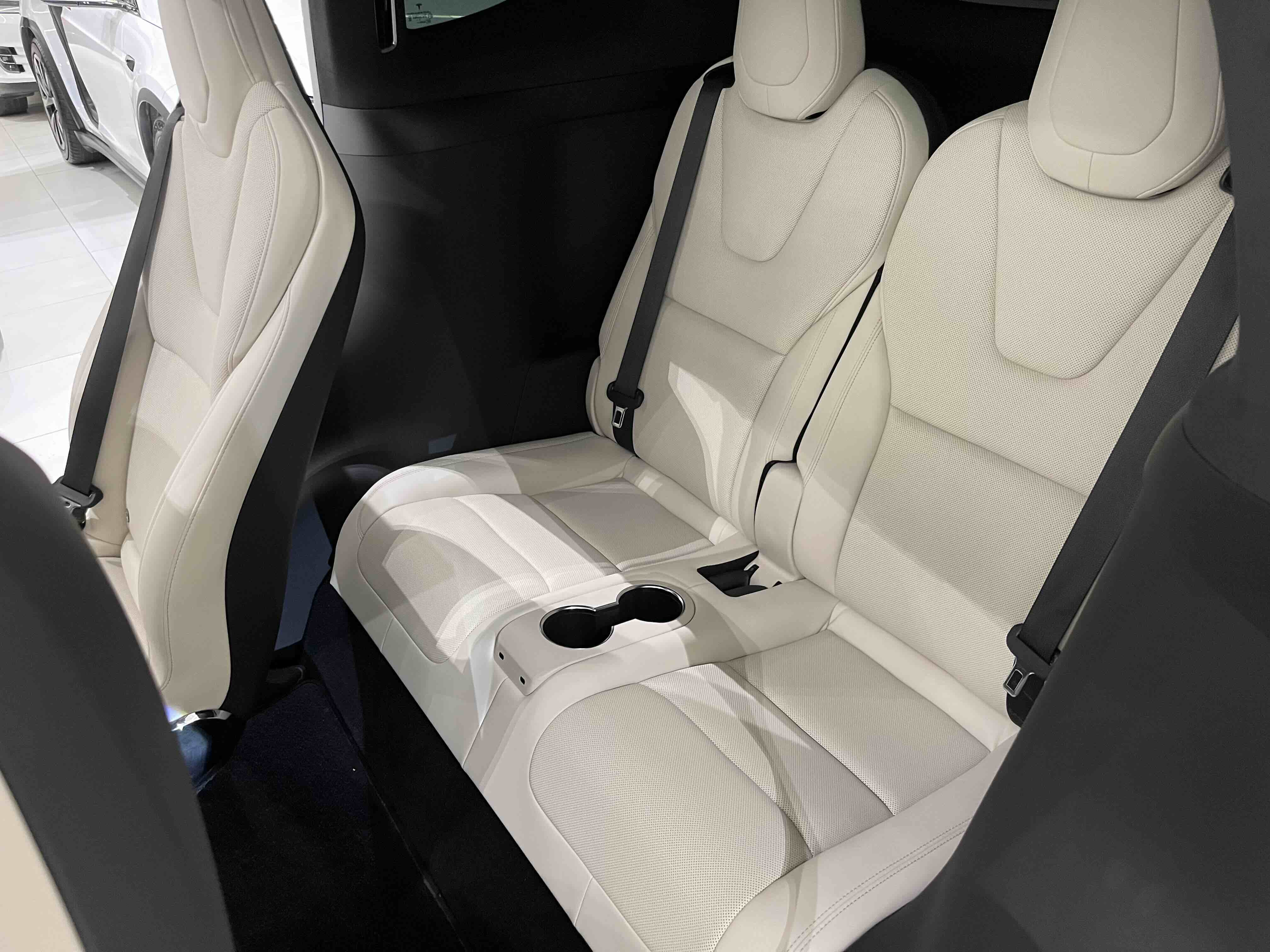 特斯拉 Model X 2023 汽车图片 #19