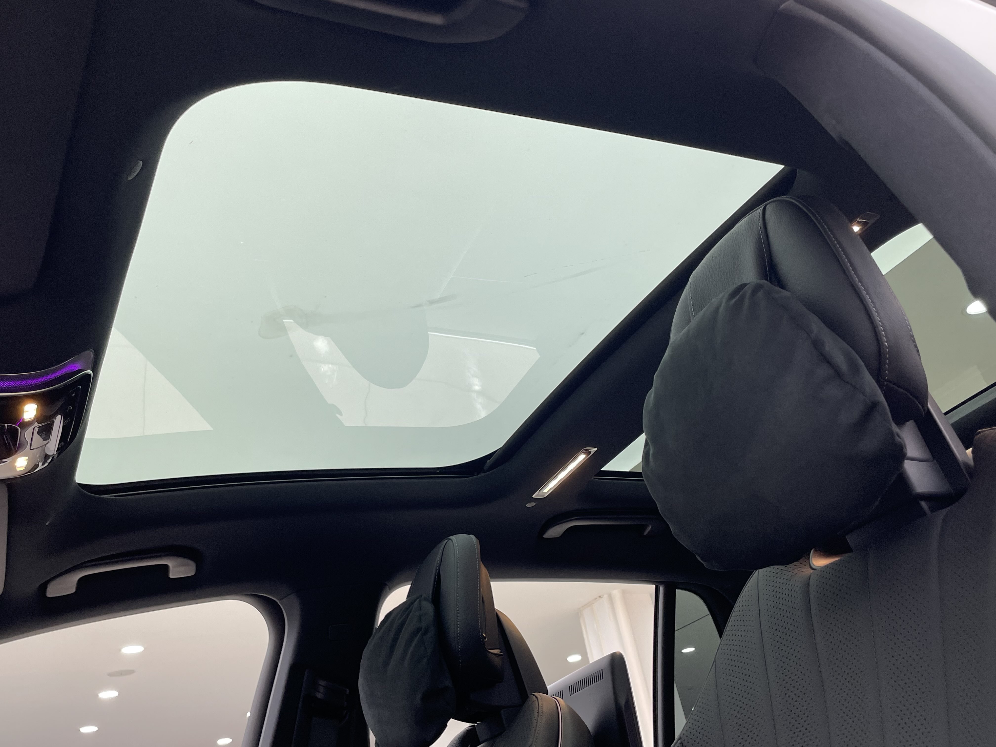 Mercedes-Benz EQS SUV 2025 car image #19