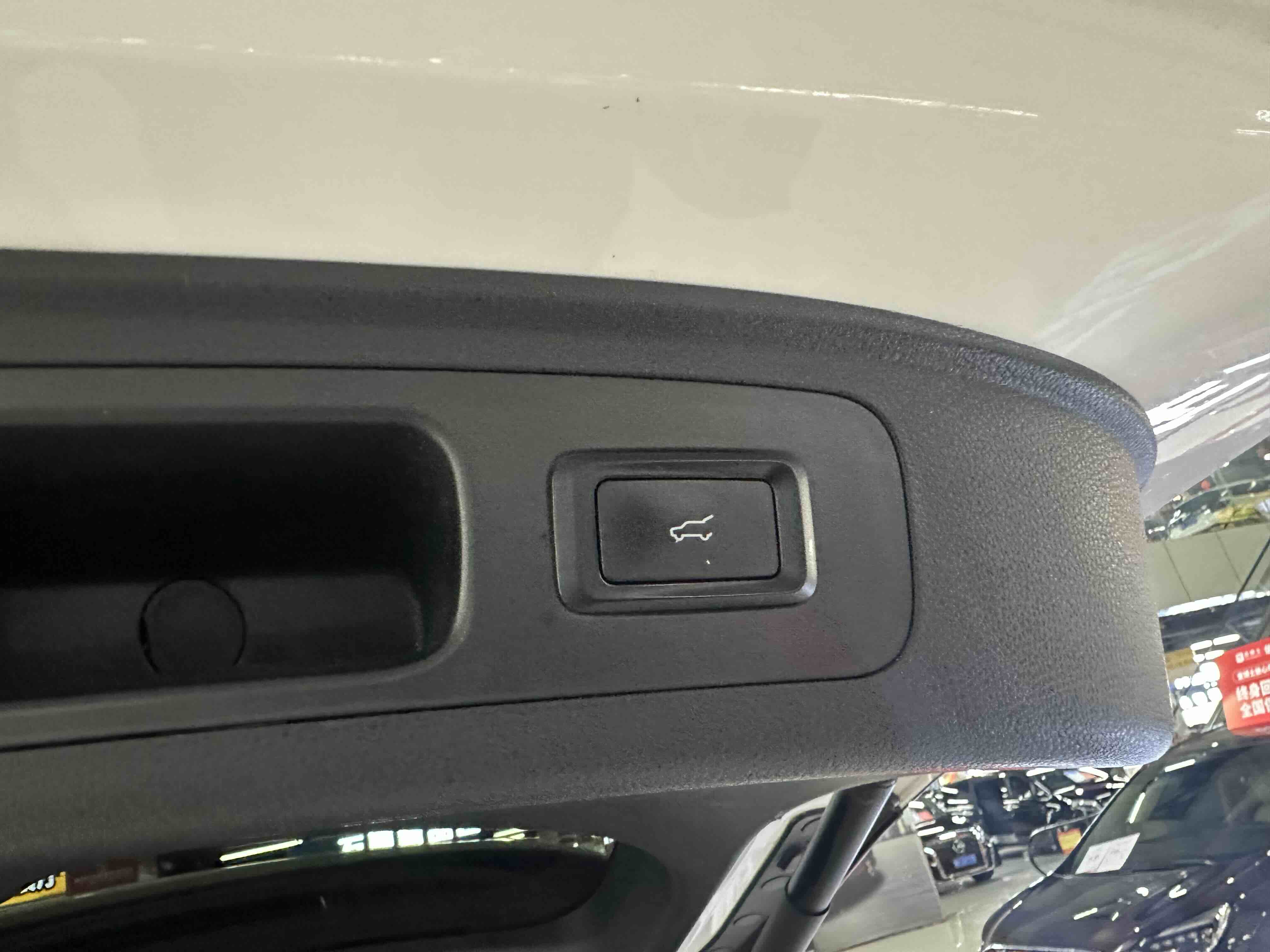 Ford Equator 2023 car image #19