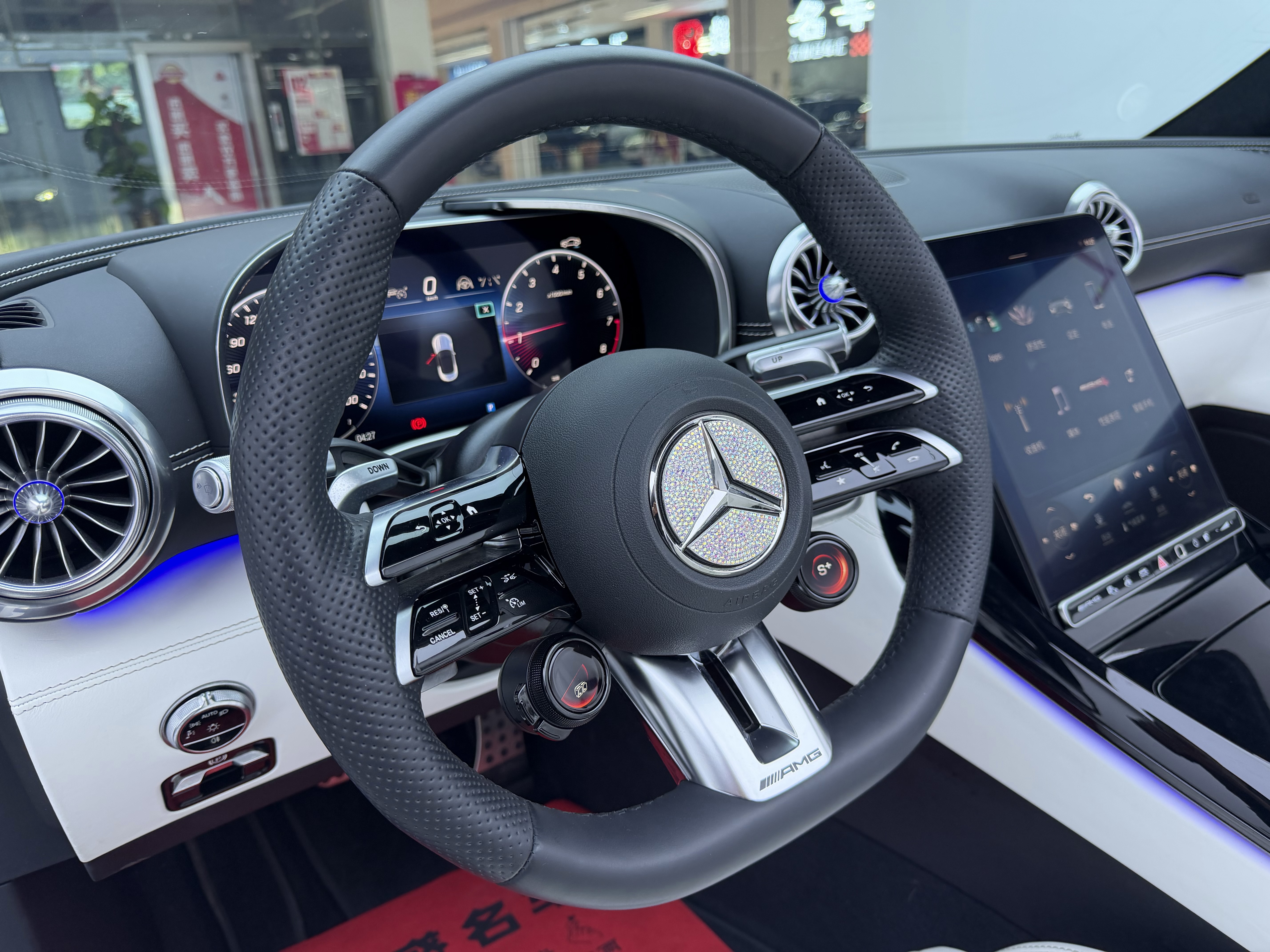 Mercedes-Benz 2024 car image #19
