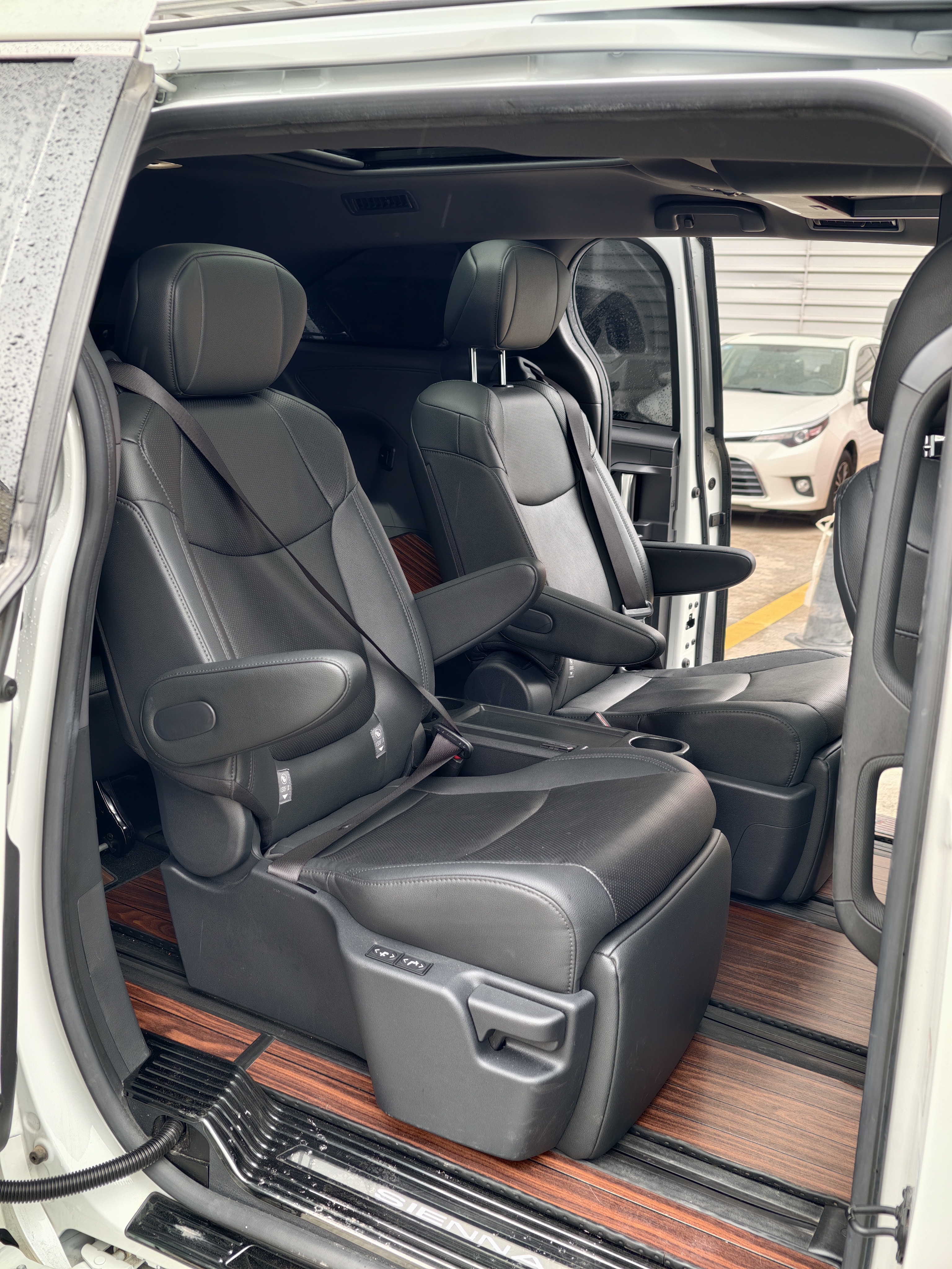 丰田 赛那SIENNA 2023 #19 丰田 赛那SIENNA 2023 汽车图片 #19