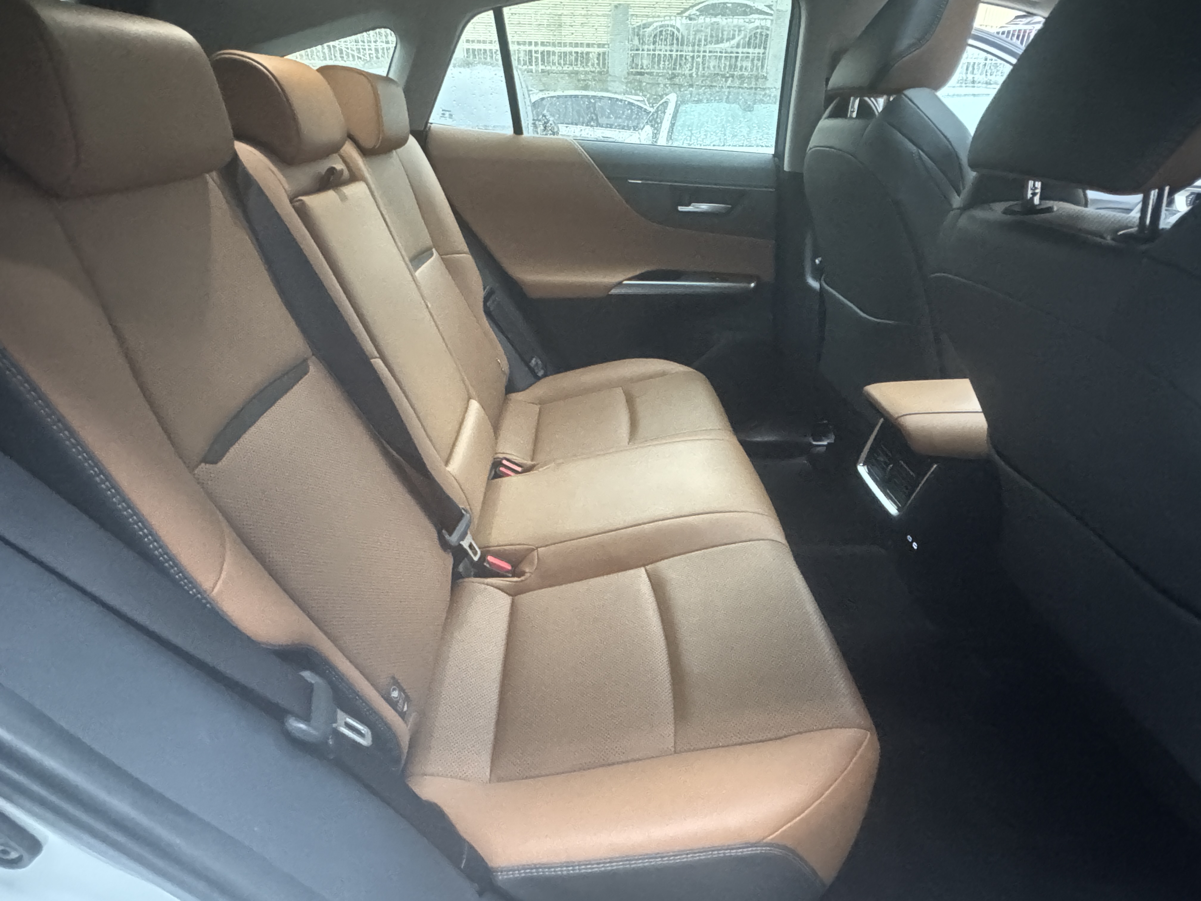 Toyota Venza 2024 immagine di auto #19